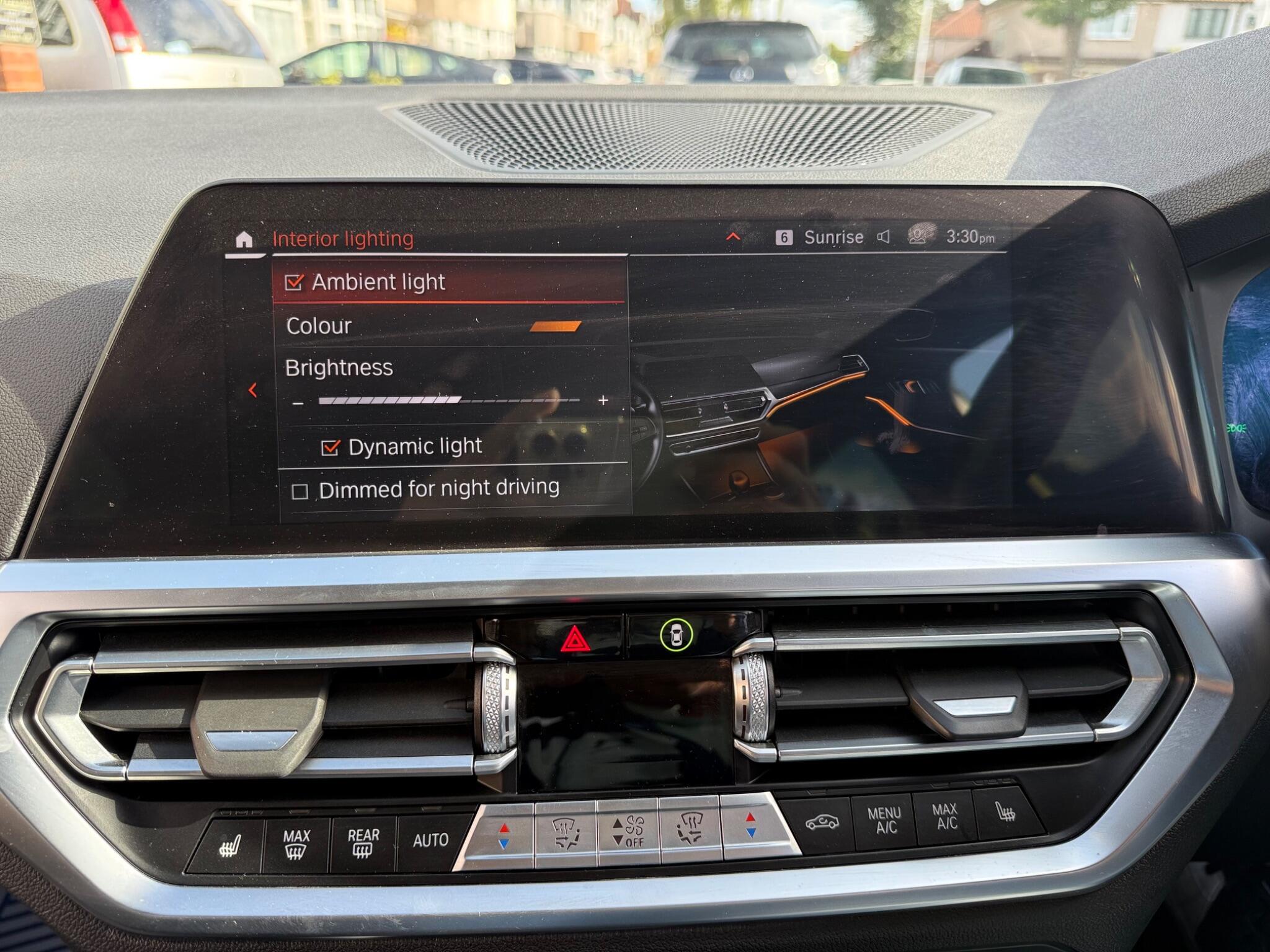 BMW 3 Series view 29