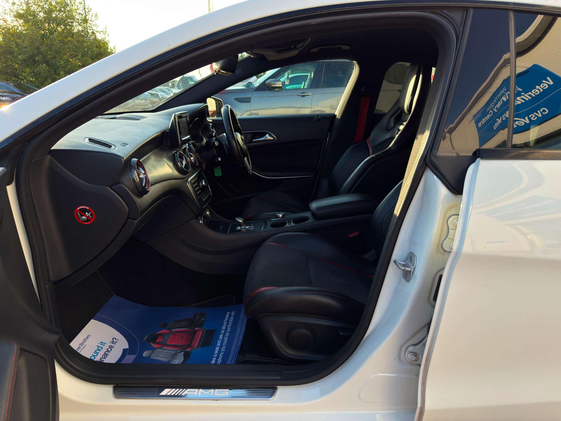 Mercedes-Benz Cla view 47