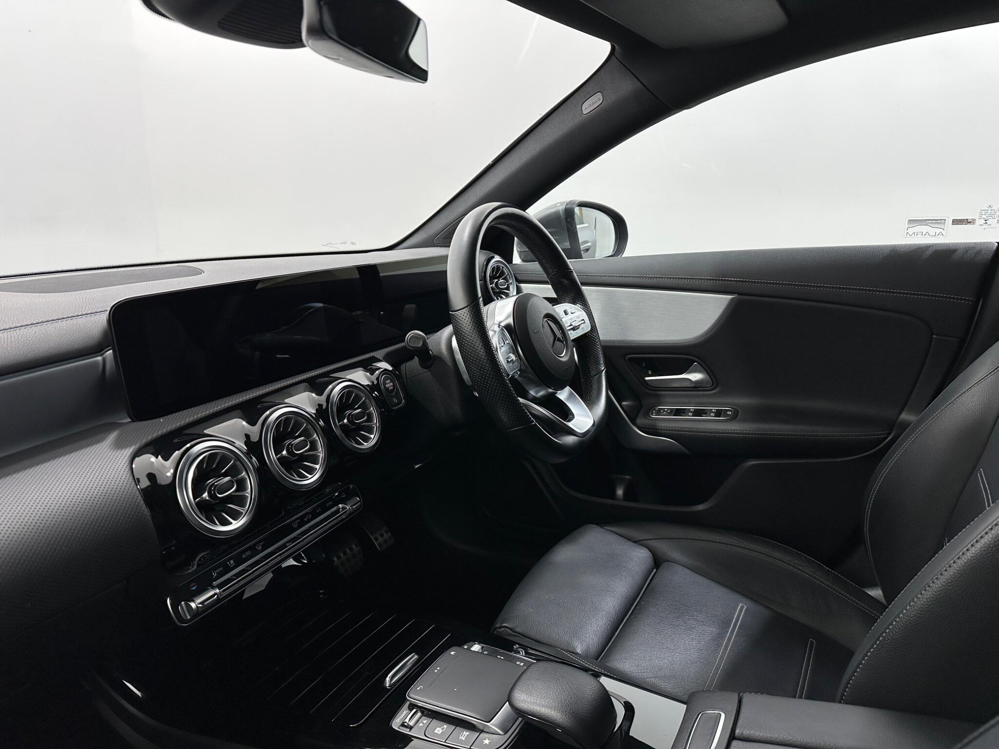 Mercedes-Benz CLA view 33