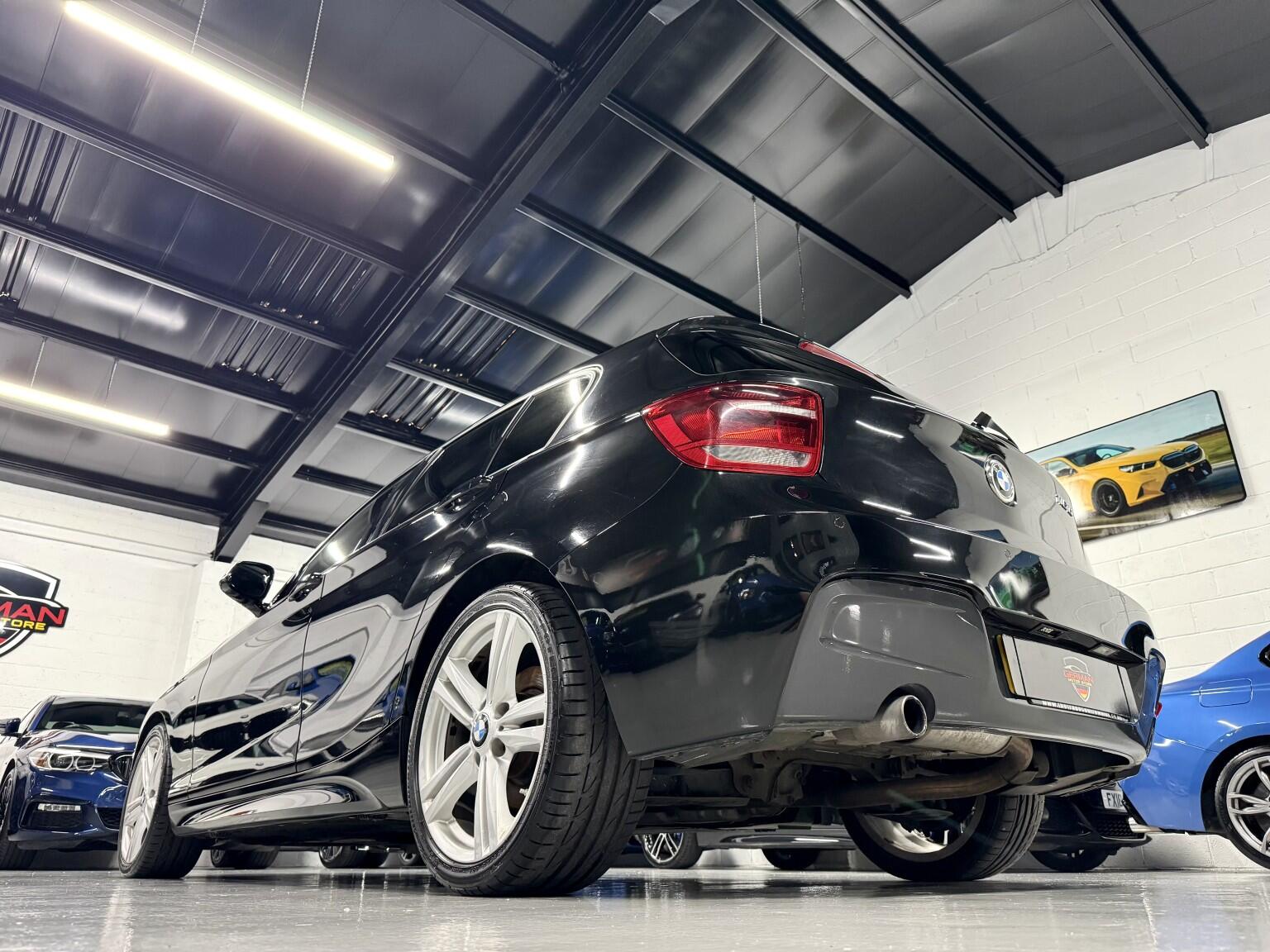 BMW 1 Series view 9