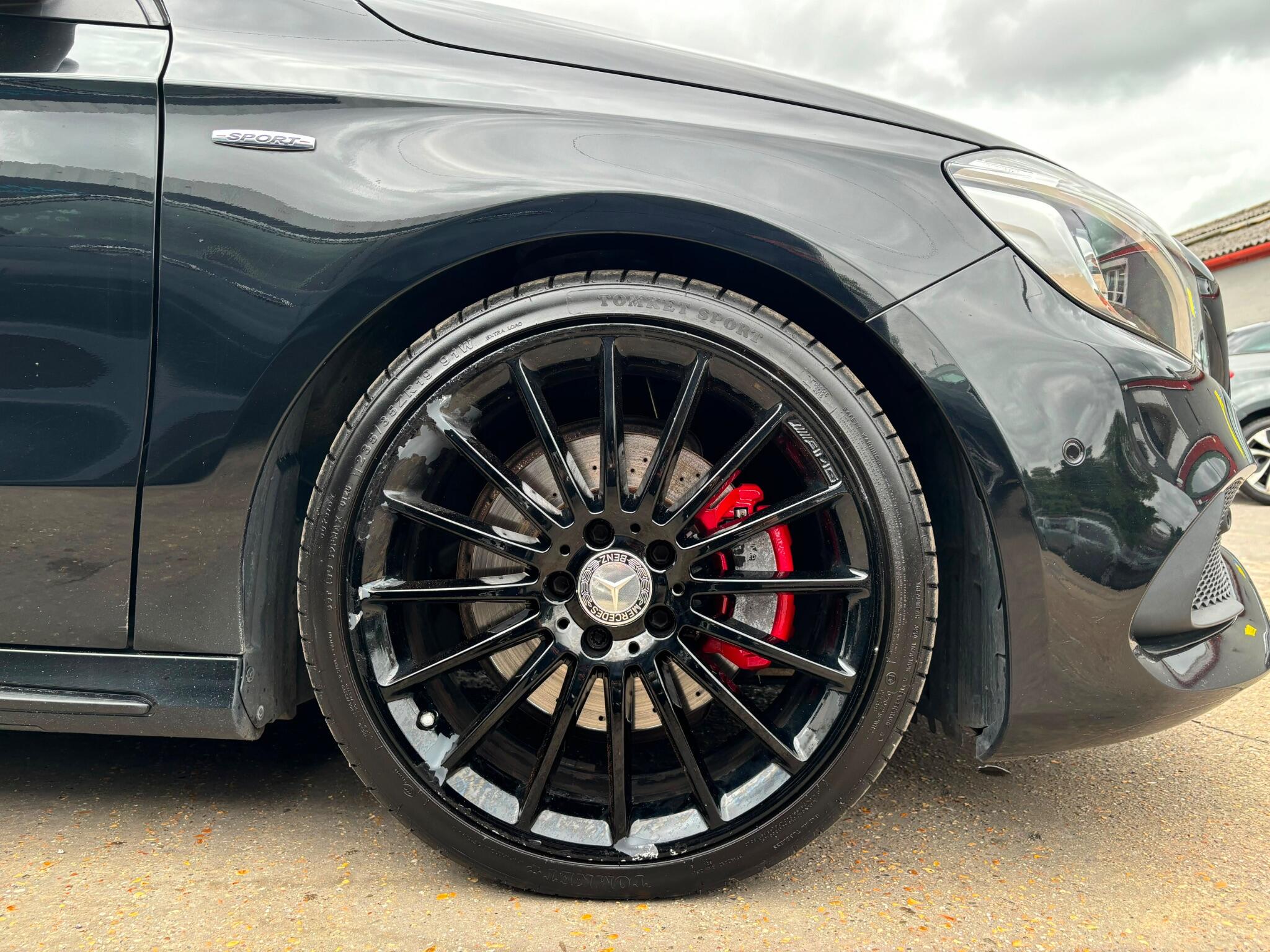 Mercedes-Benz A-Class view 25