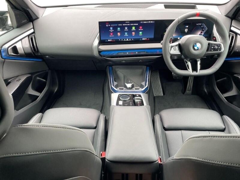 BMW X3 view 4
