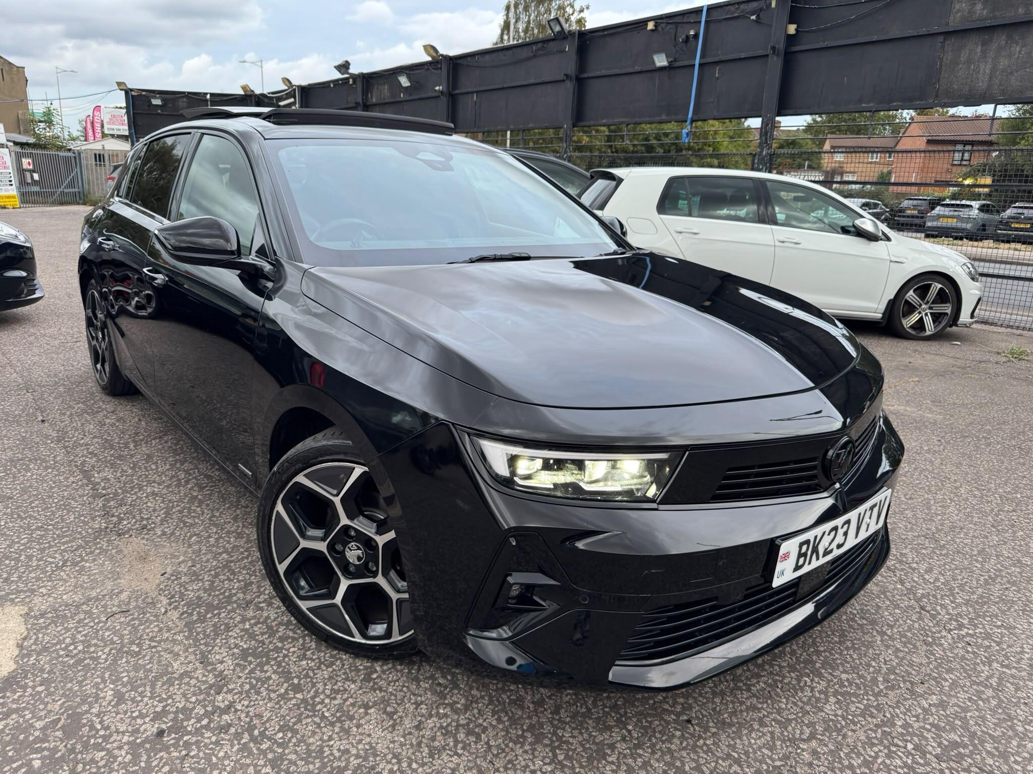 Vauxhall Astra view 24