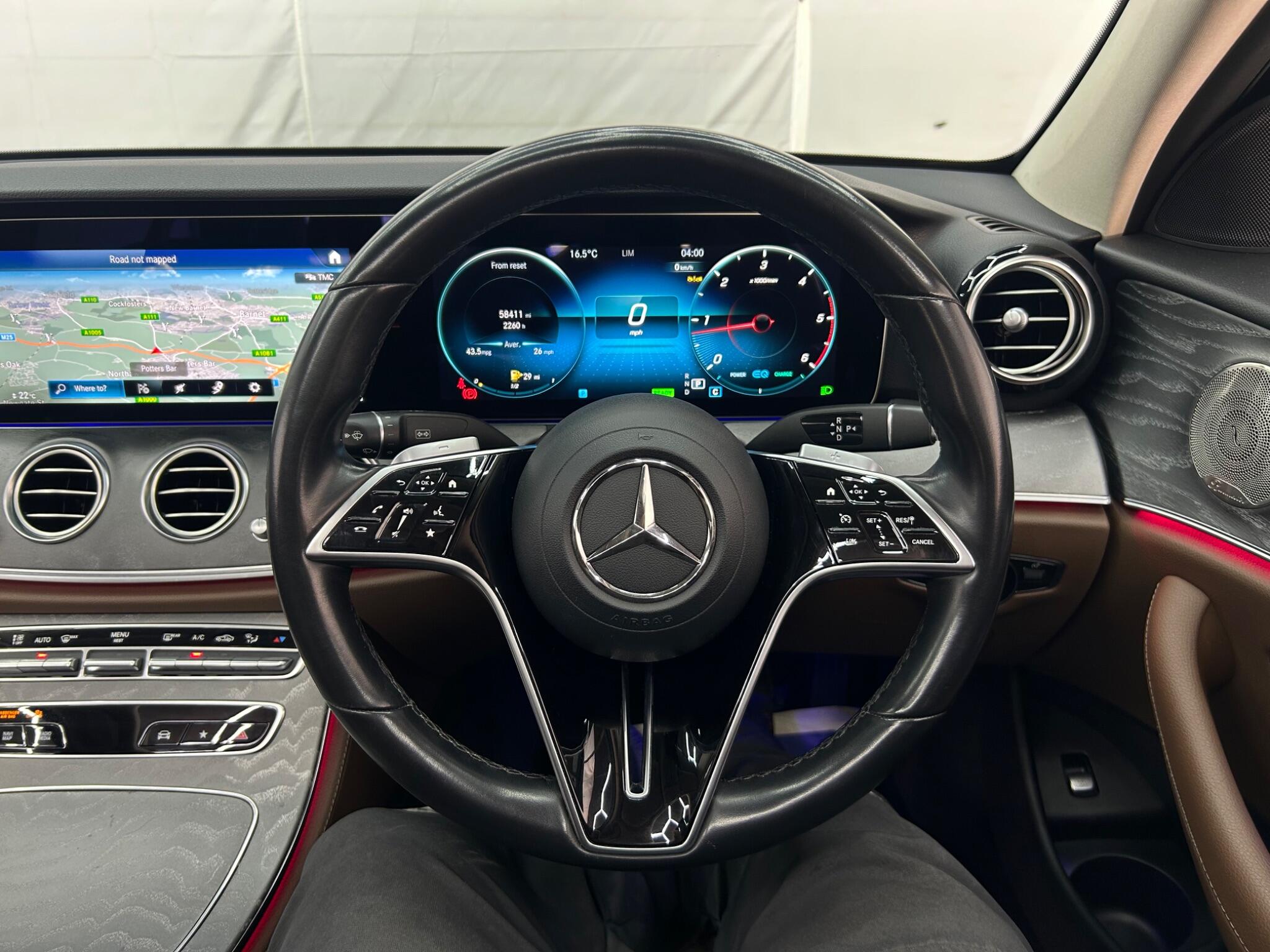 Mercedes-Benz E Class view 46