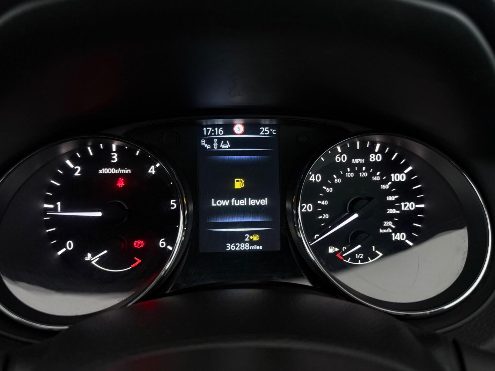 Nissan Qashqai view 14