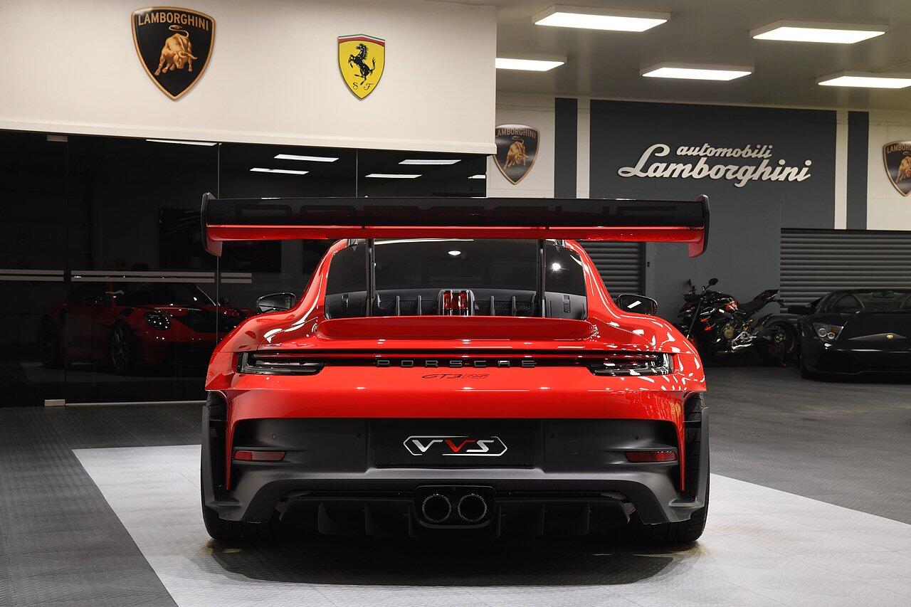 Porsche 911 view 45