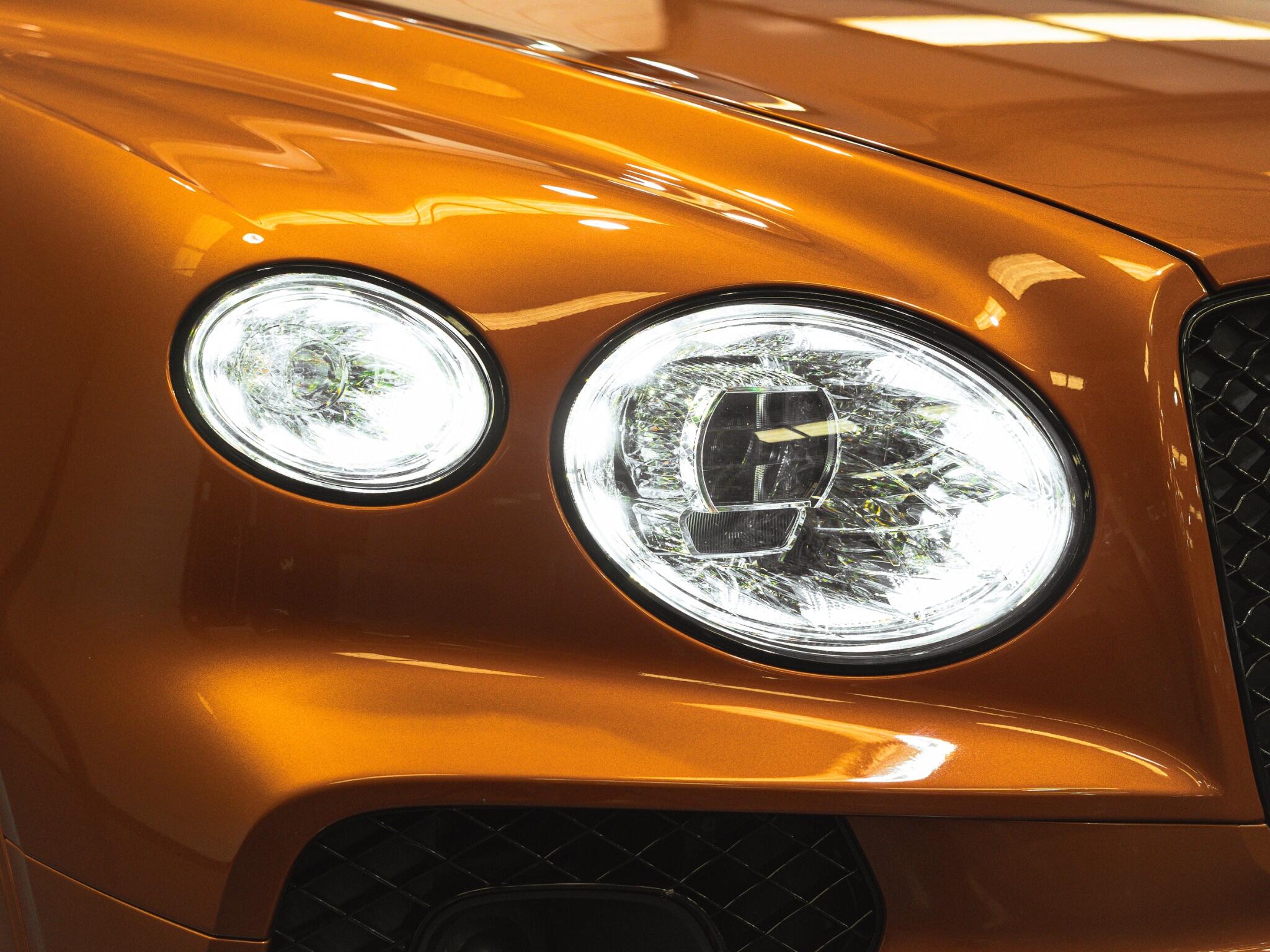 Bentley Bentayga view 28
