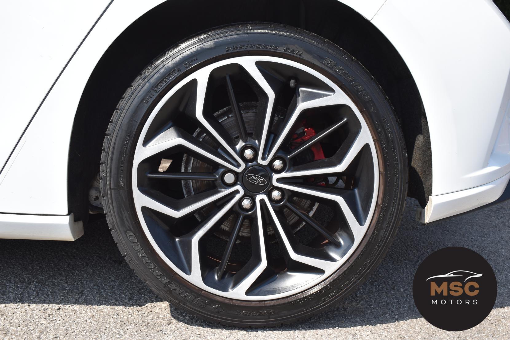 Ford Focus view 27