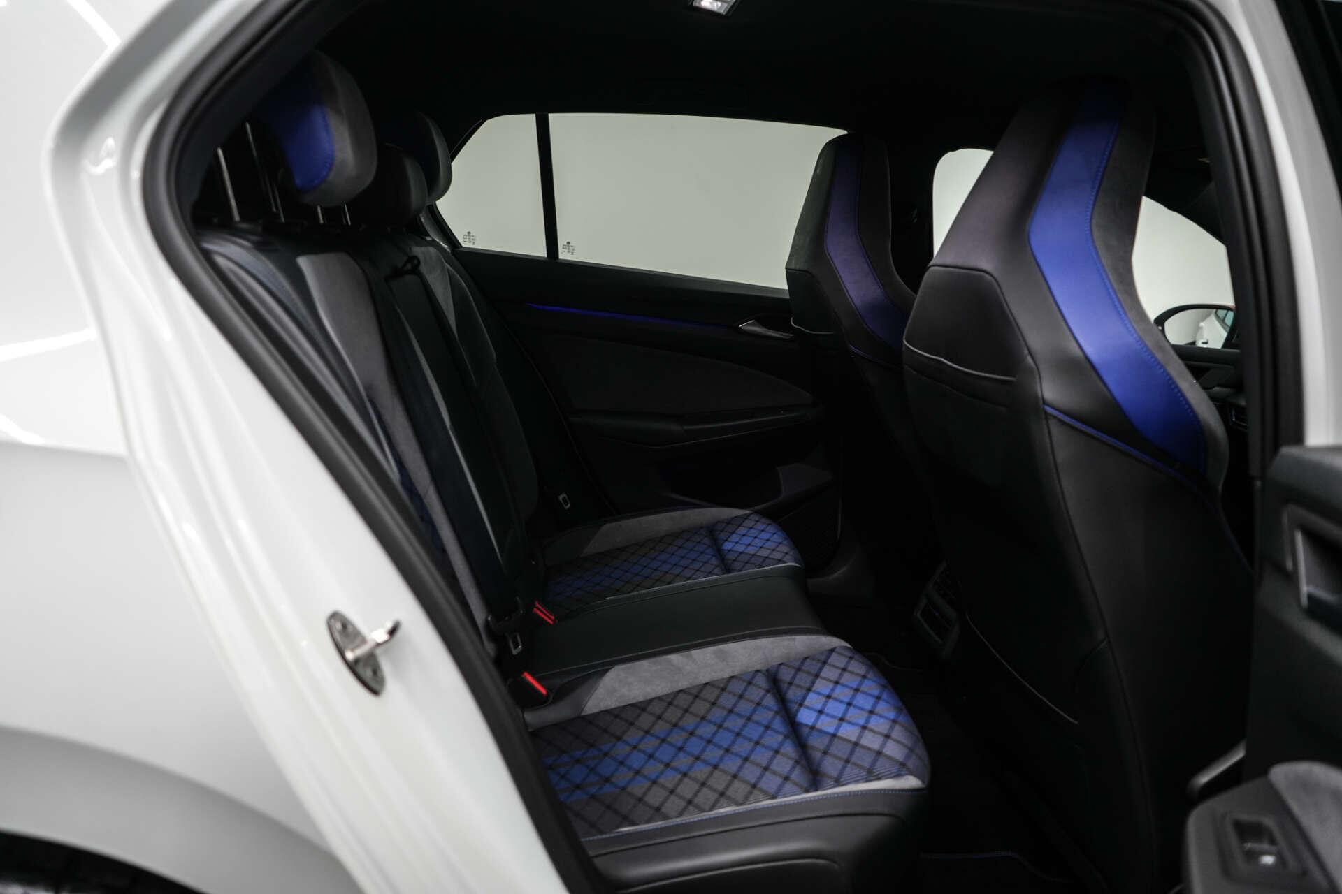 Volkswagen Golf view 20