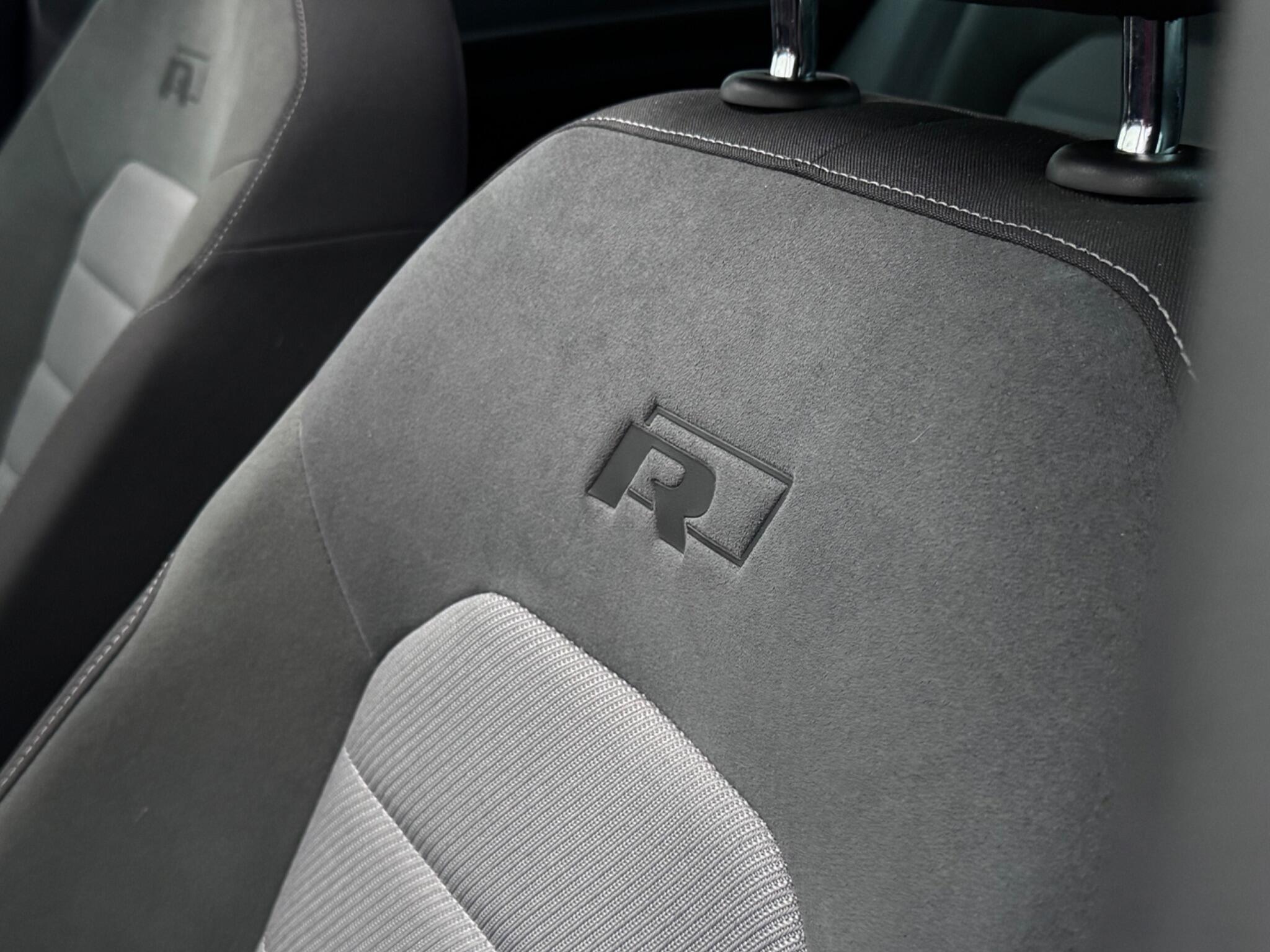 Volkswagen Golf view 47