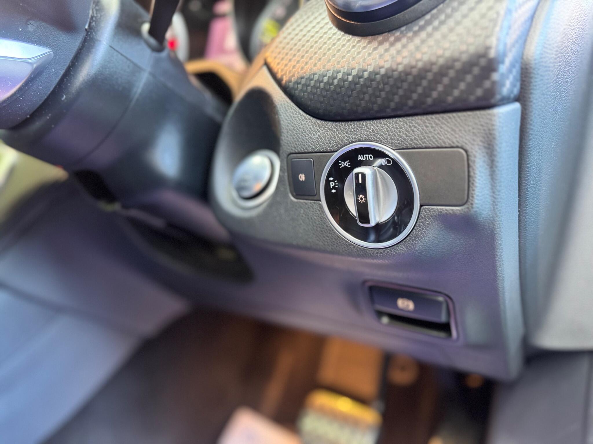 Mercedes-Benz A-Class view 32