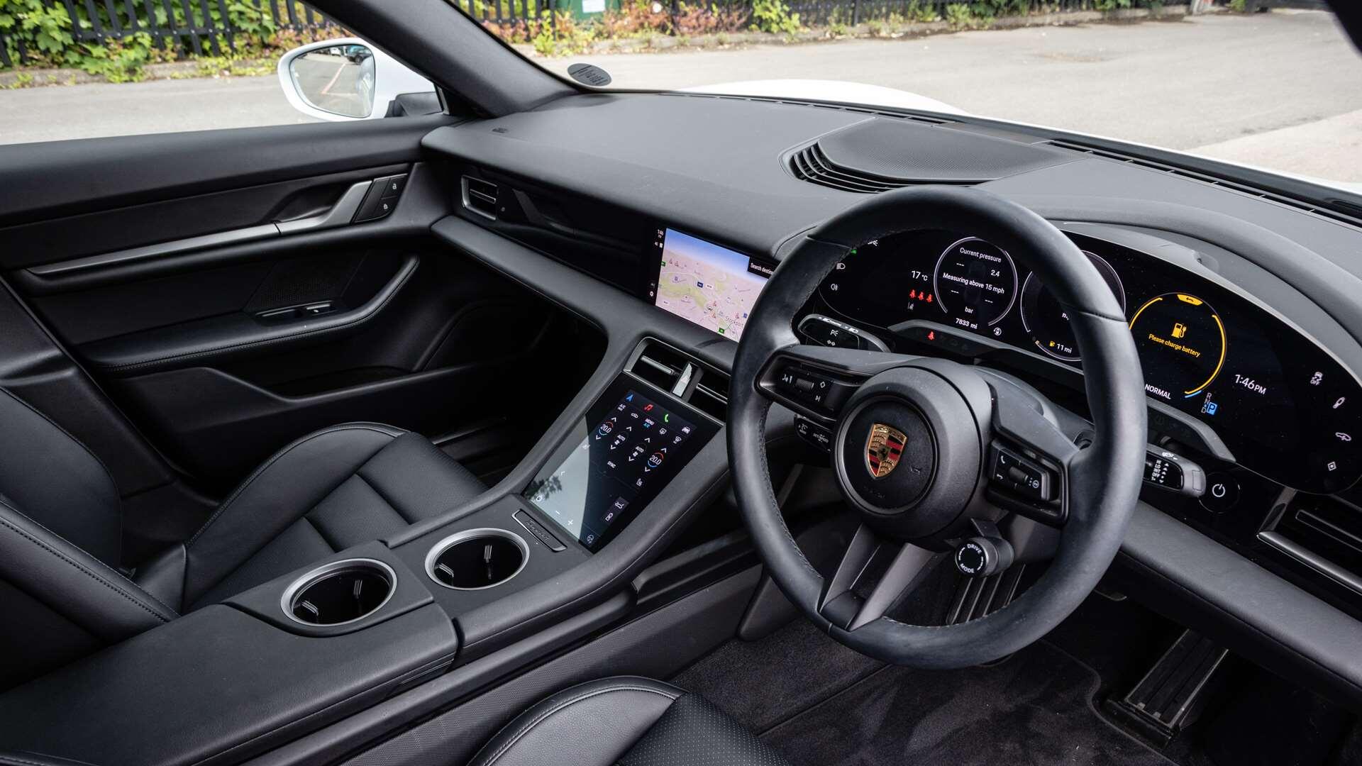 Porsche Taycan view 12
