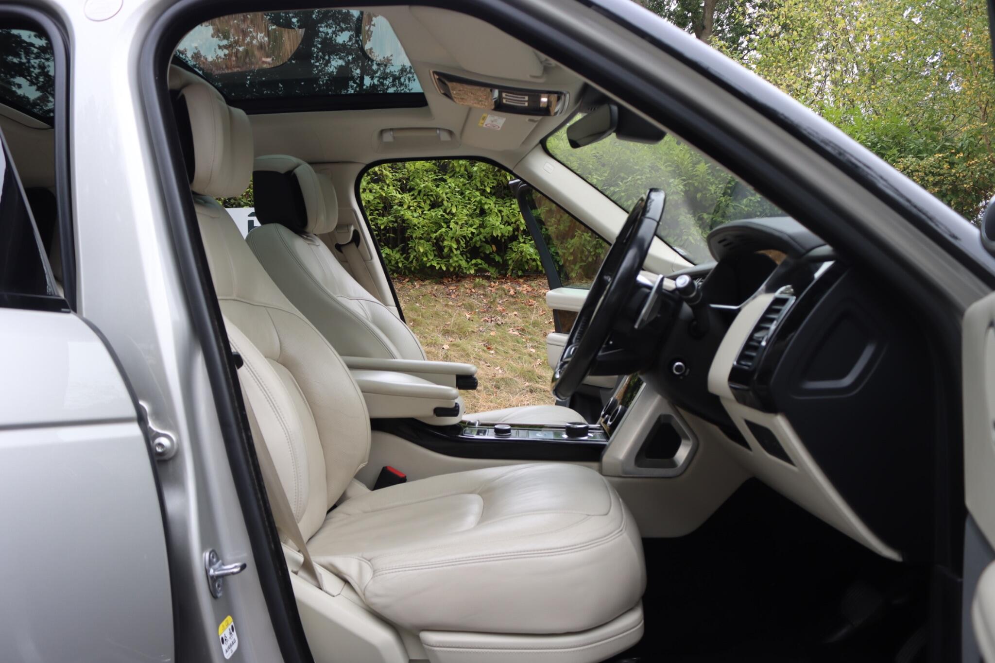 Land Rover Range Rover view 48