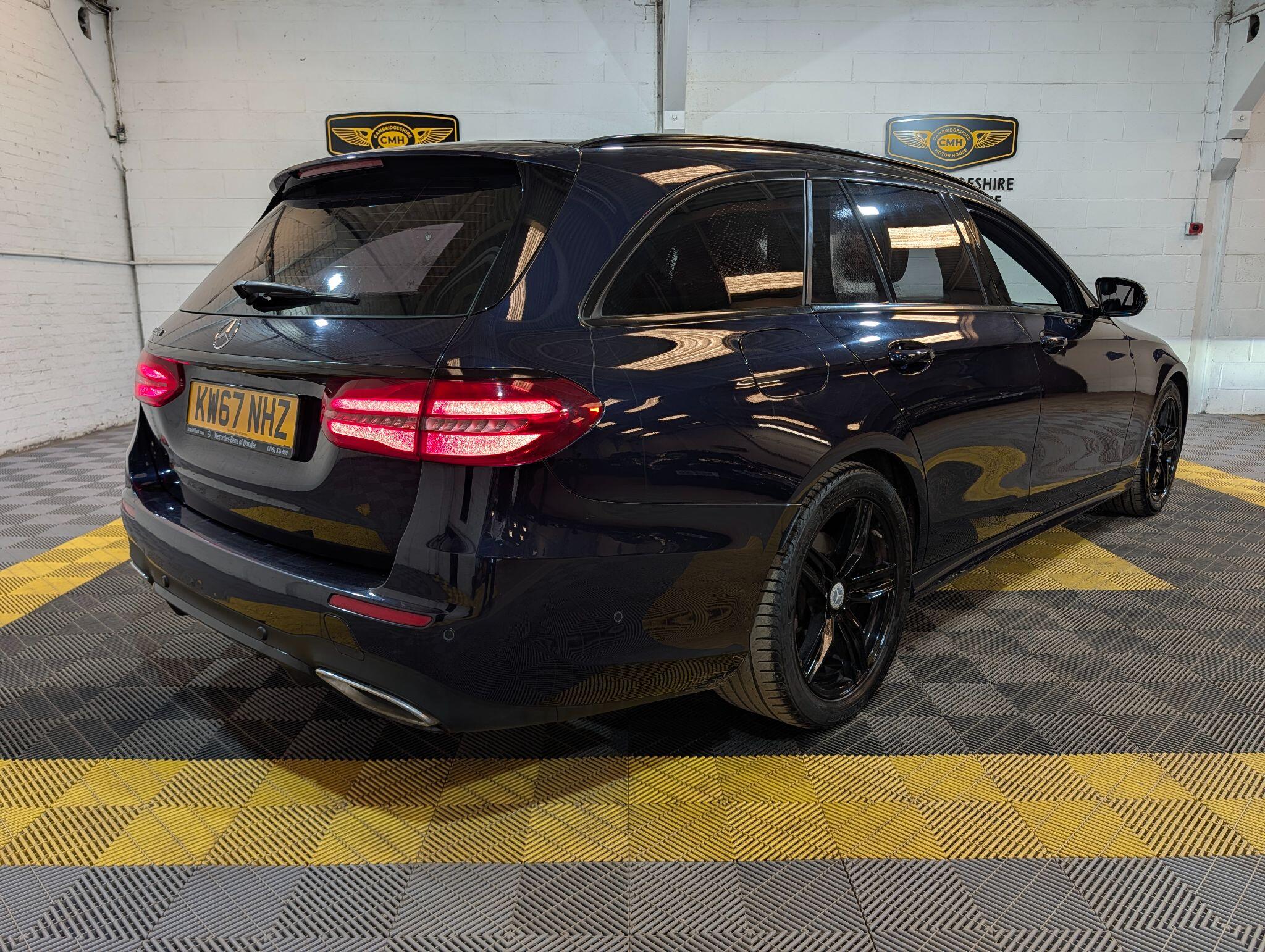 Mercedes-Benz E-Class view 16