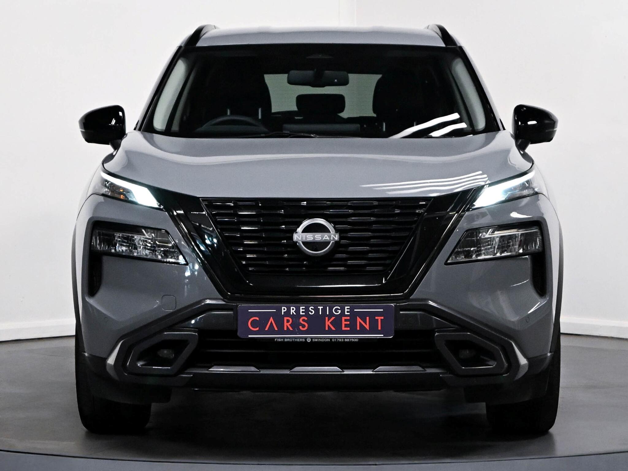 Nissan X-Trail view 6