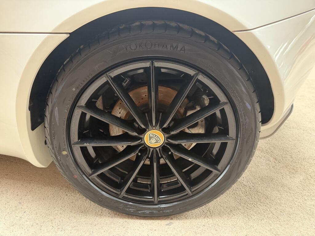 Lotus Elise view 28