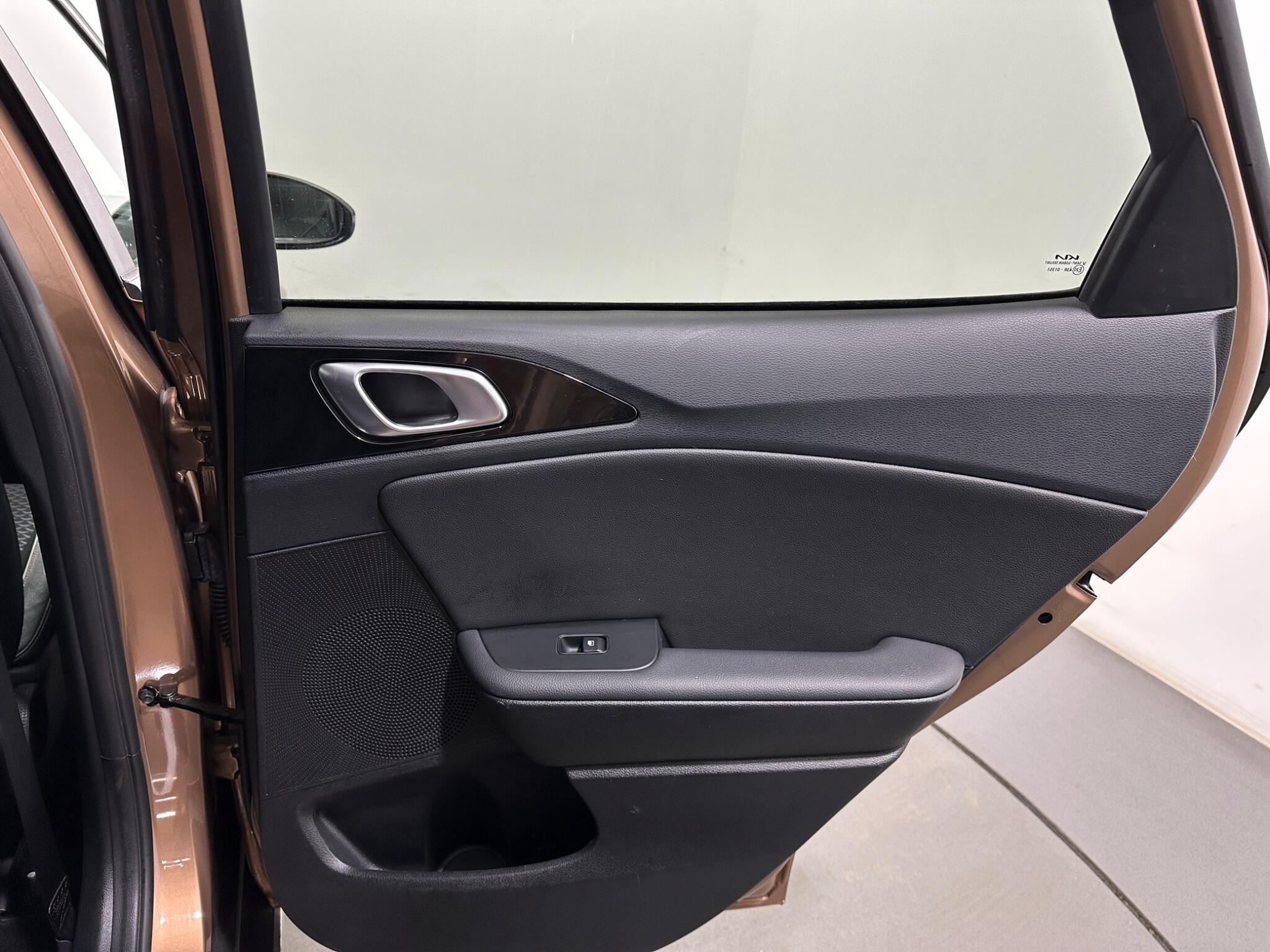 Kia XCeed view 43