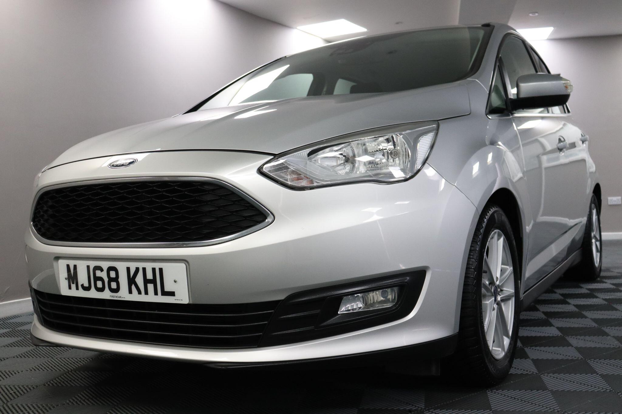 Ford C-Max view 6