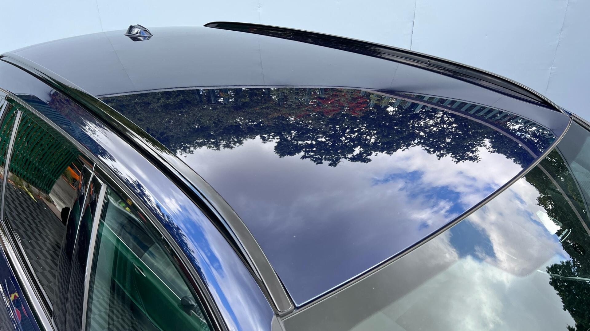 BMW 3 Series view 21