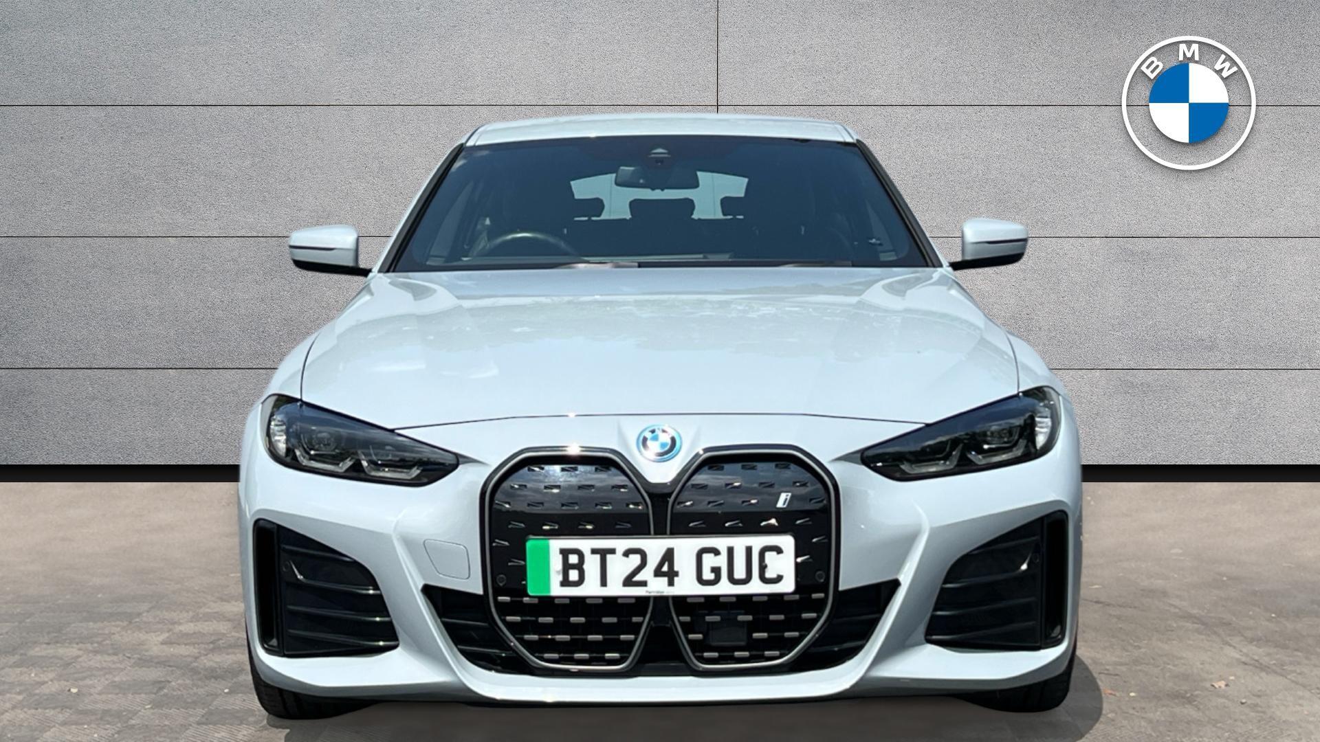 BMW I4 view 16