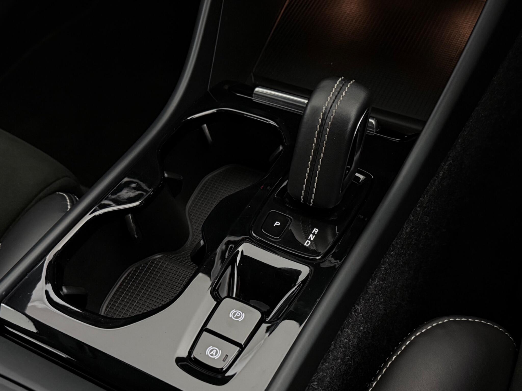 Volvo XC40 view 33