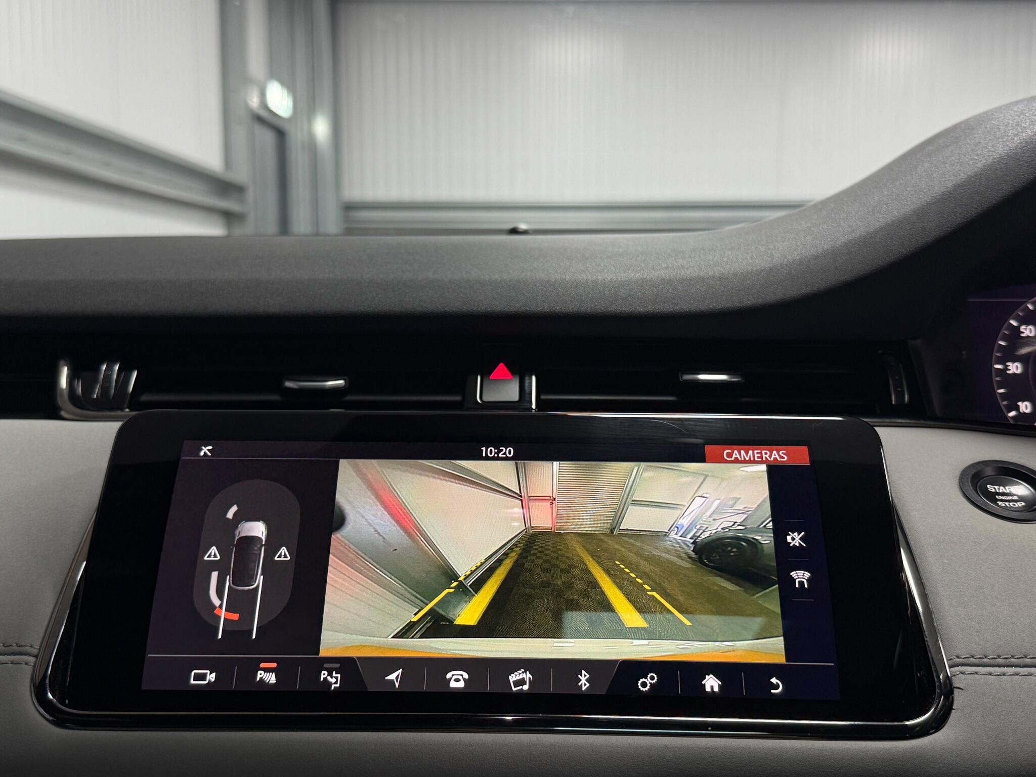 Land Rover Range Rover Evoque view 23