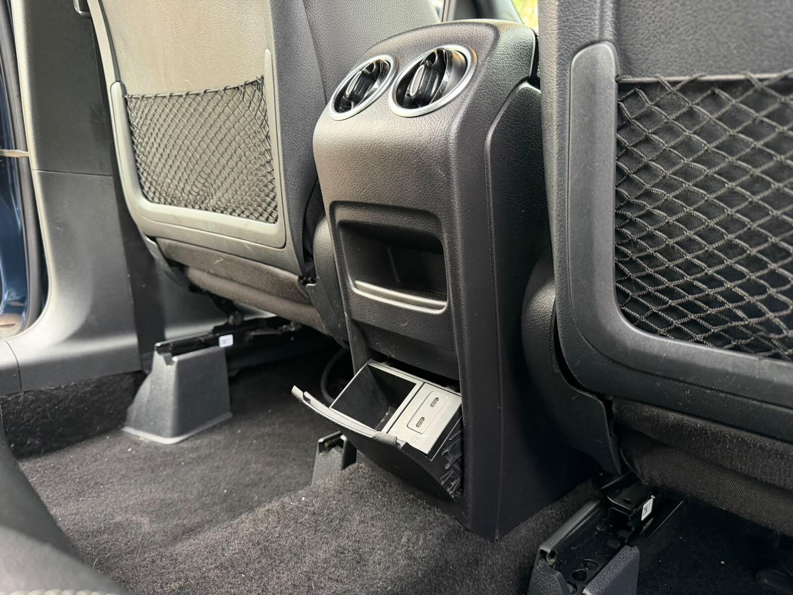 Mercedes-Benz B-Class view 20