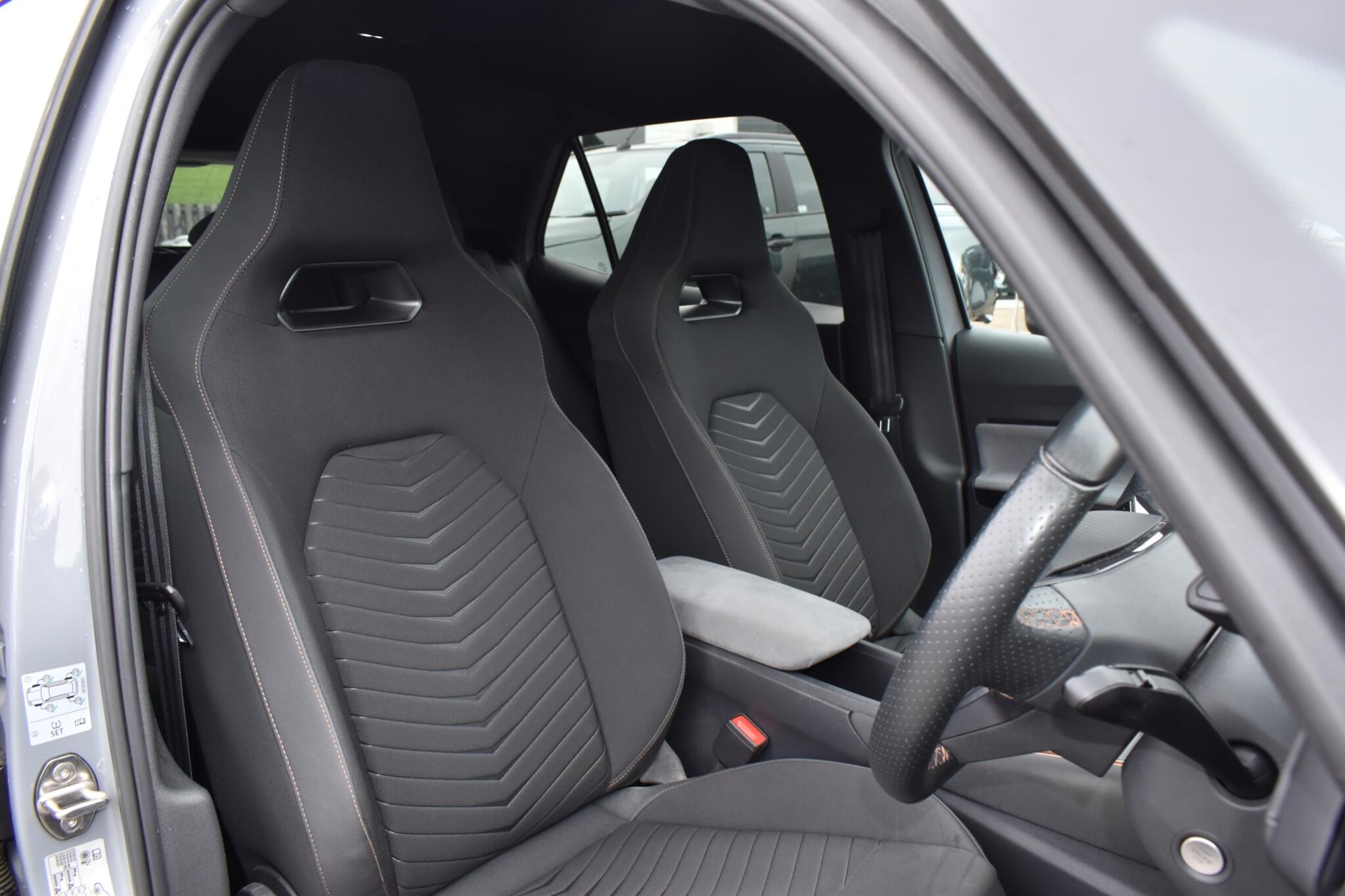 Born - 58kWh V2 Auto 5dr - Image 35