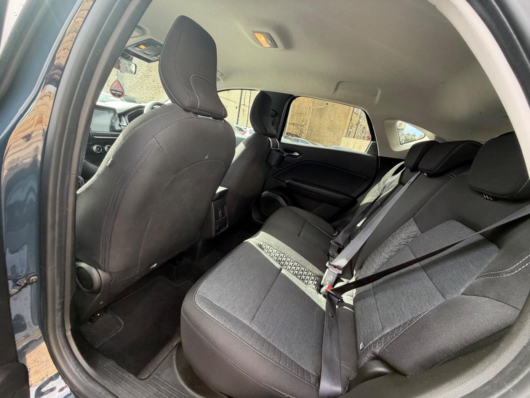 Renault Captur view 22
