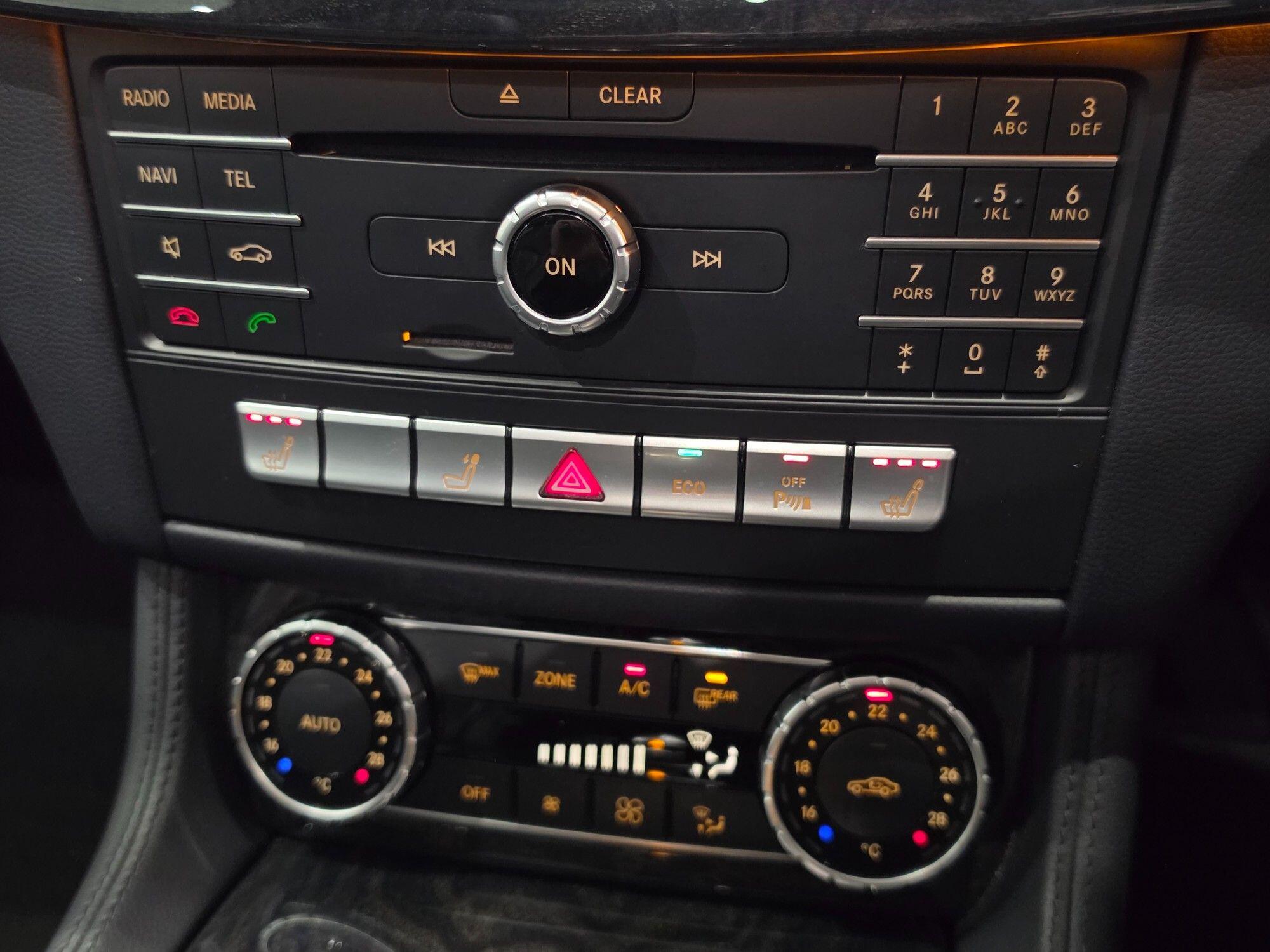 Mercedes-Benz CLS view 107
