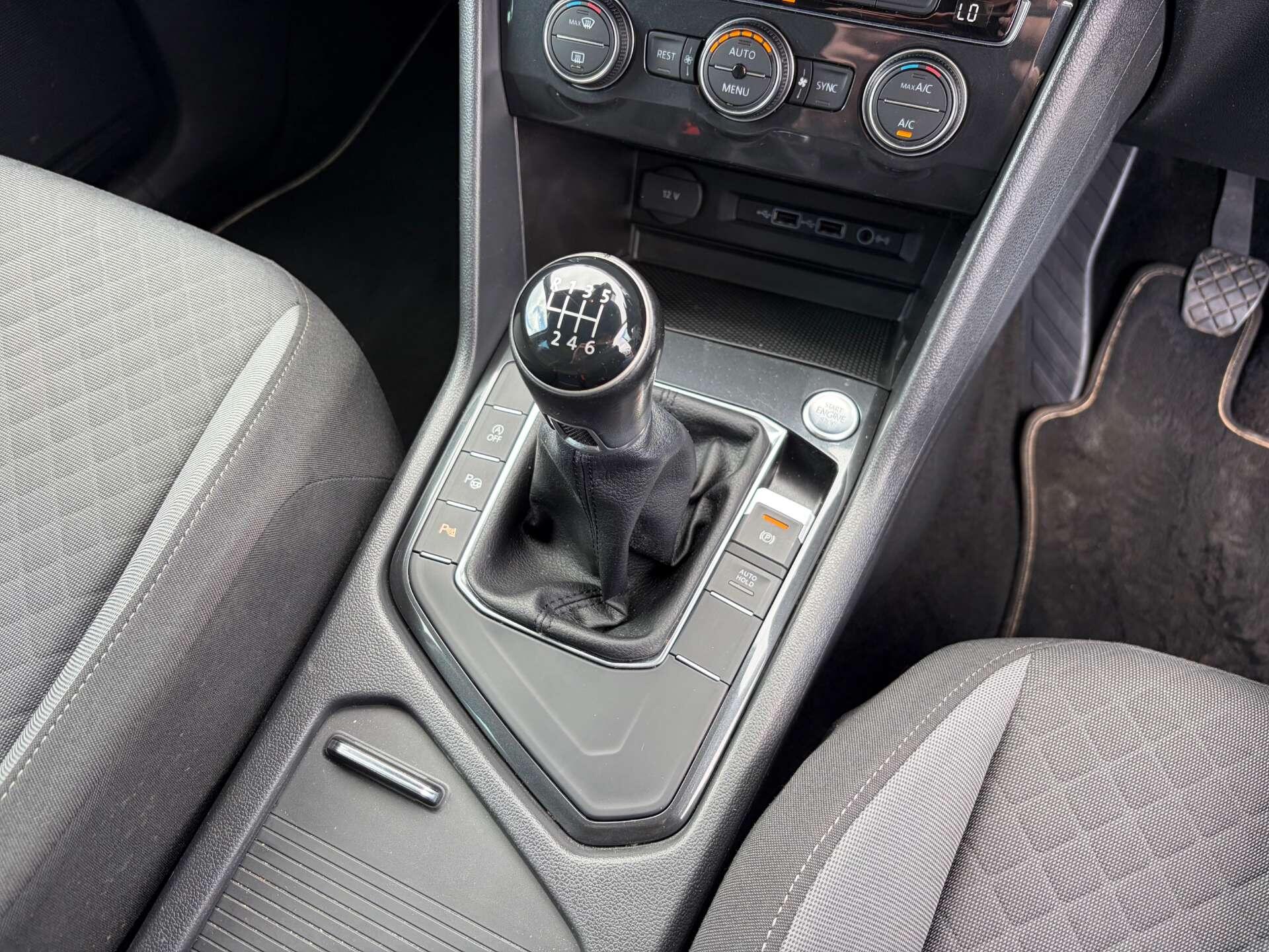 Volkswagen Tiguan view 47