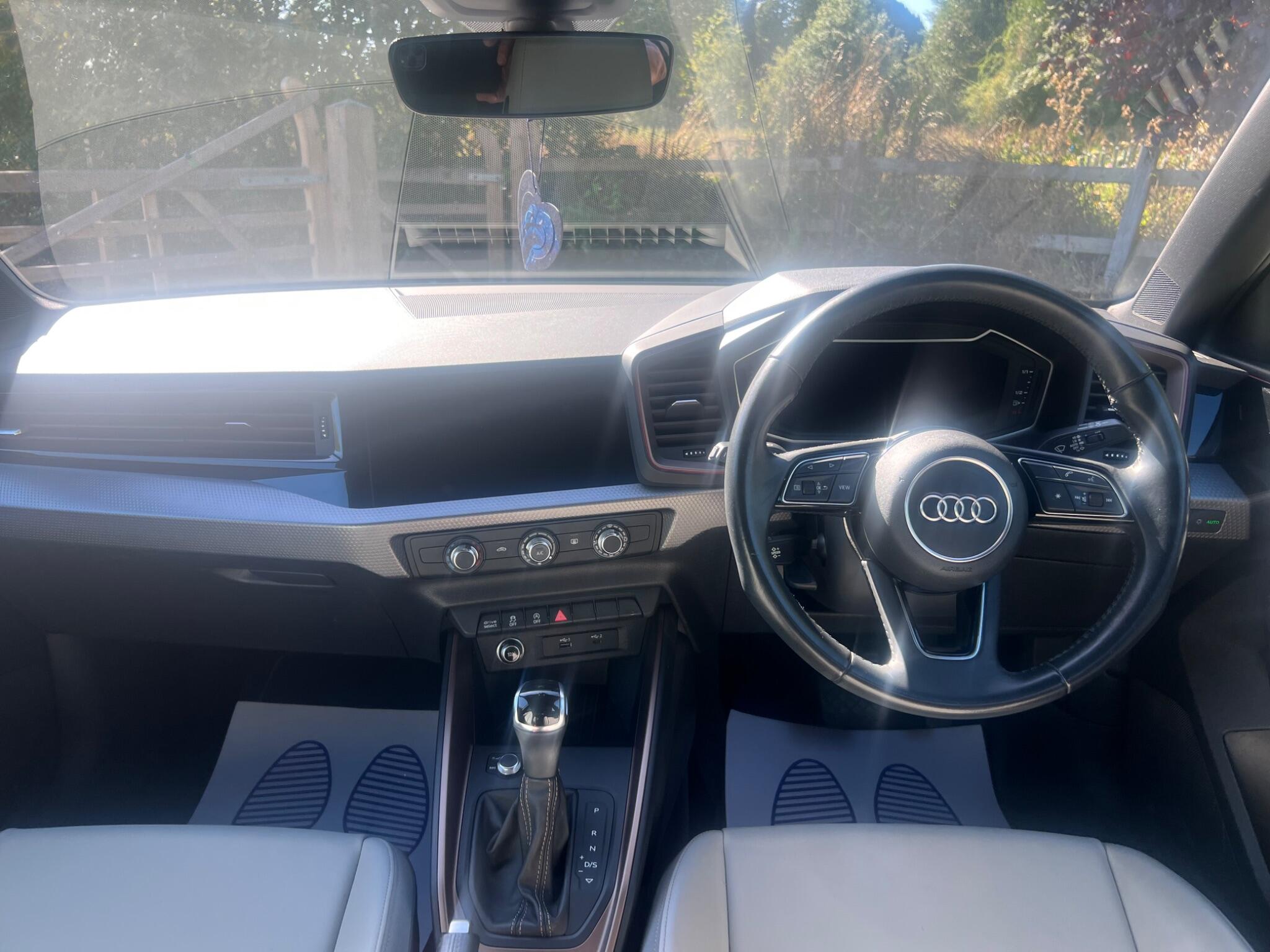 Audi A1 view 16