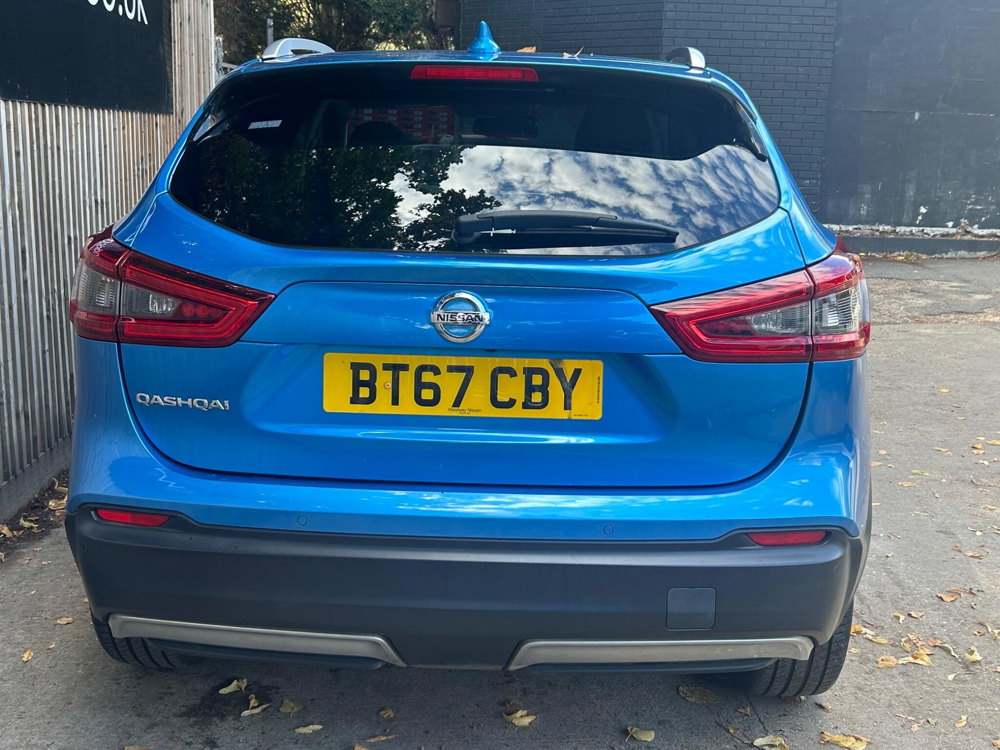 Nissan Qashqai view 16