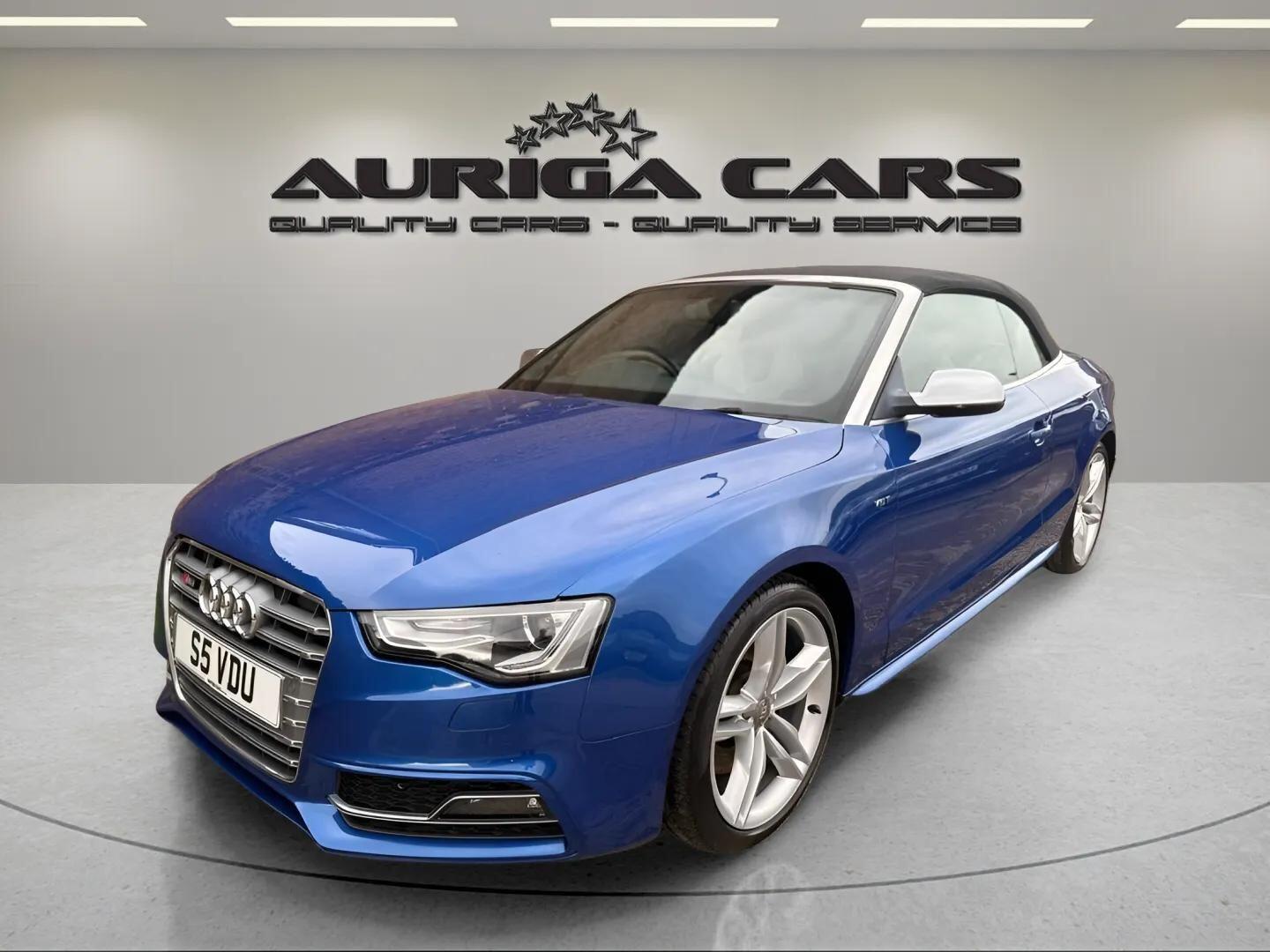 Audi S5 view 5