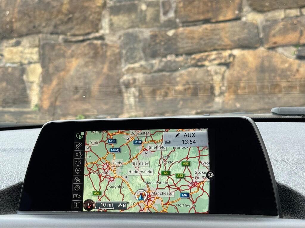 BMW 1 Series view 32