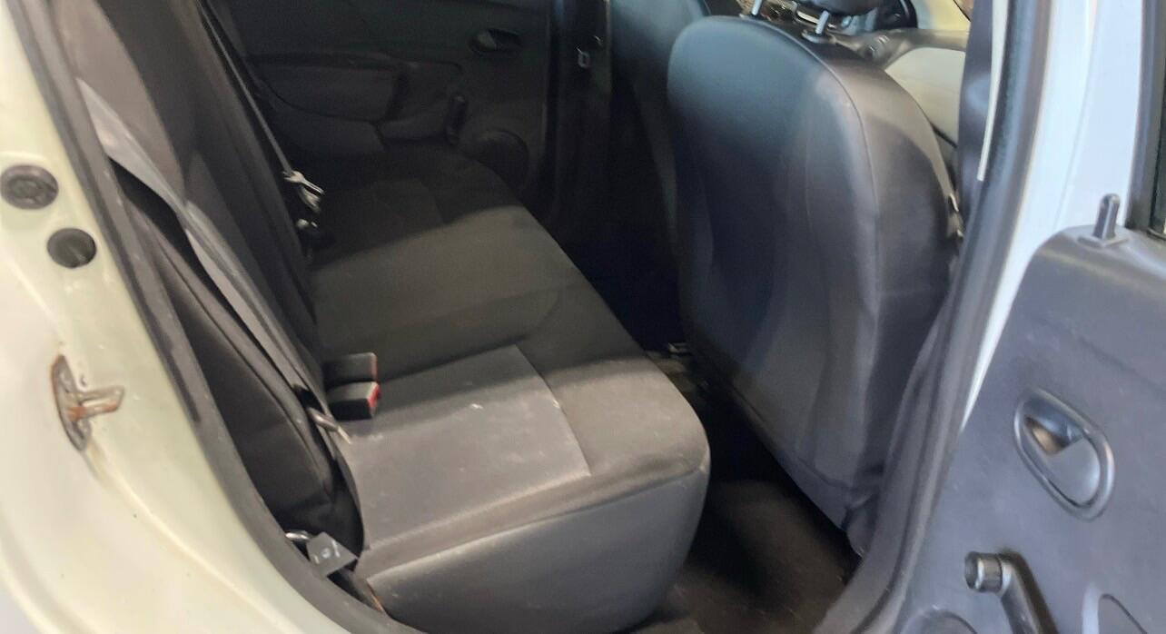 Dacia Sandero view 5