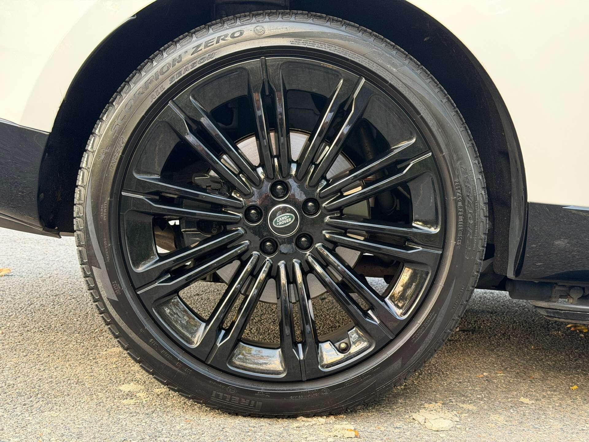 Land Rover Range Rover view 56