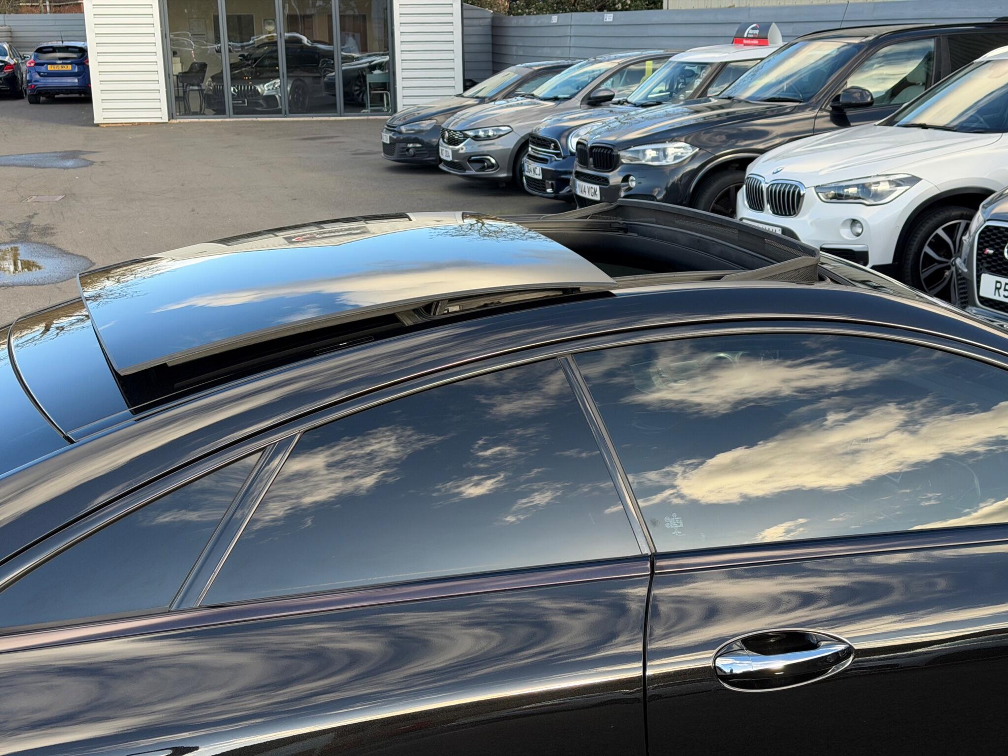 Mercedes-Benz E Class view 17