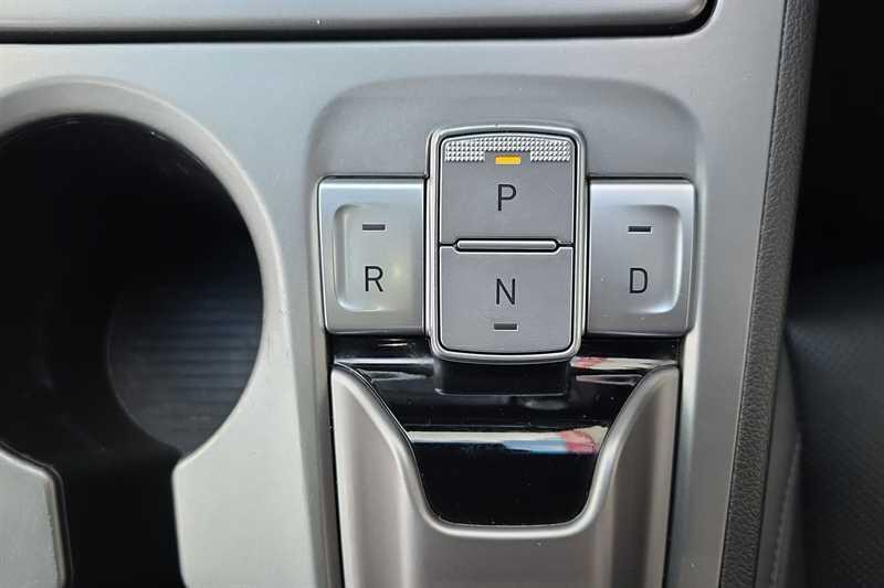 Hyundai Kona view 35