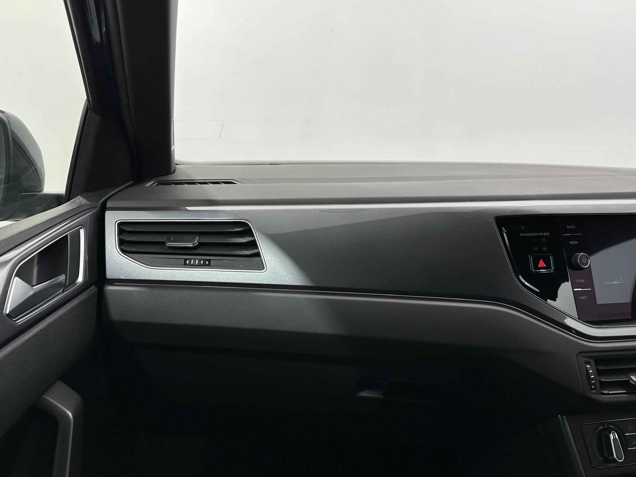 Volkswagen Polo view 28