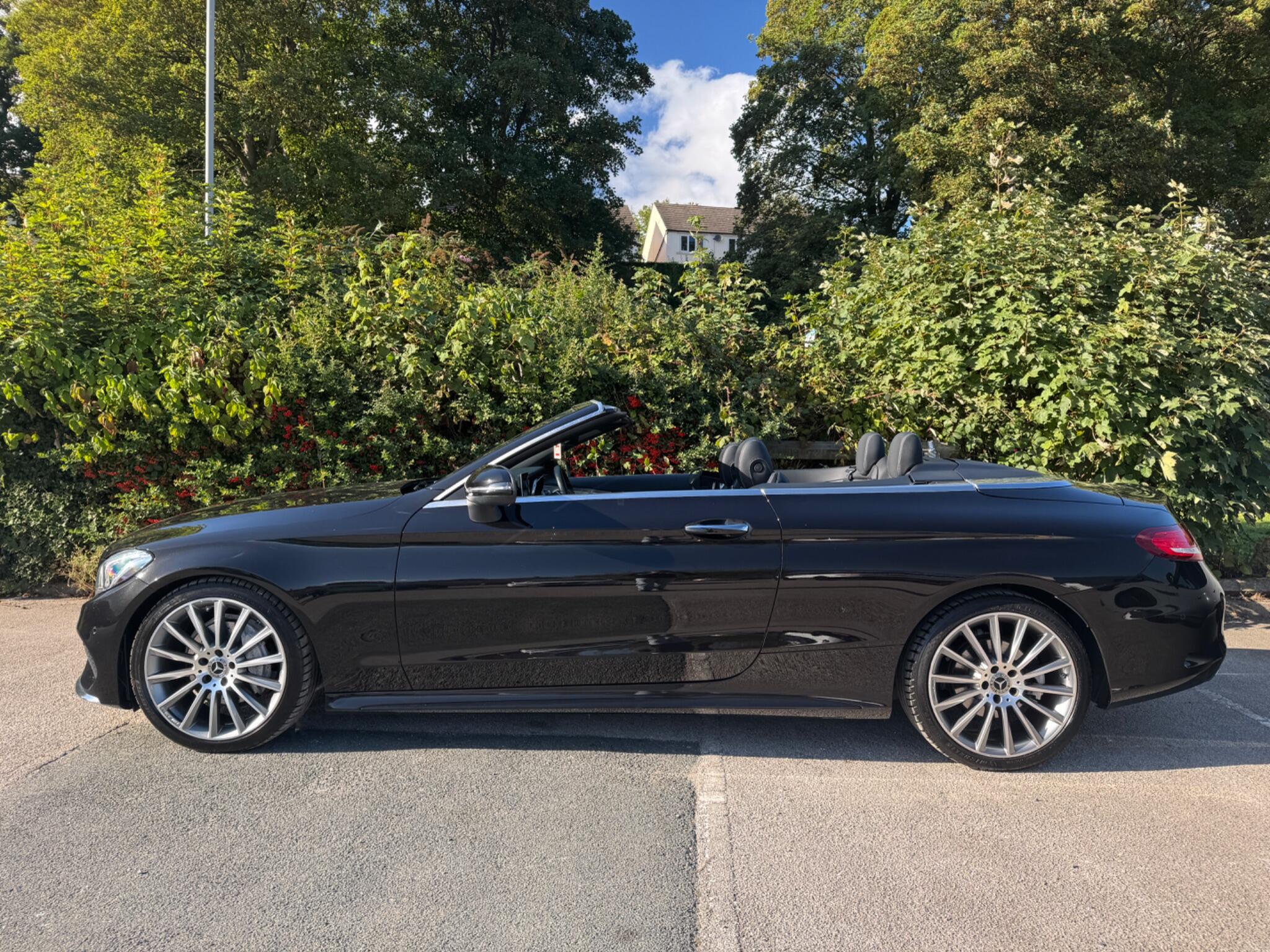 Mercedes-Benz C-Class view 9