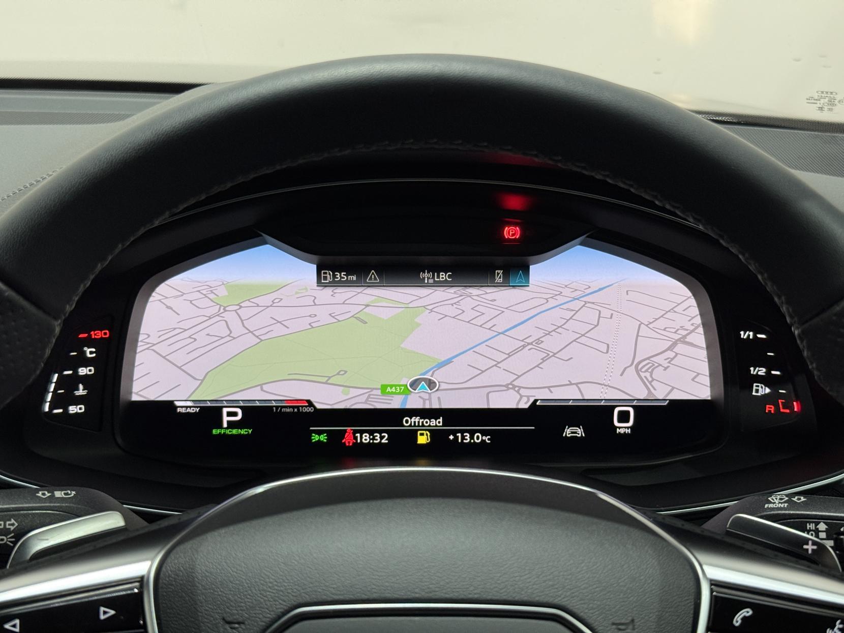 Audi A6 Saloon view 39