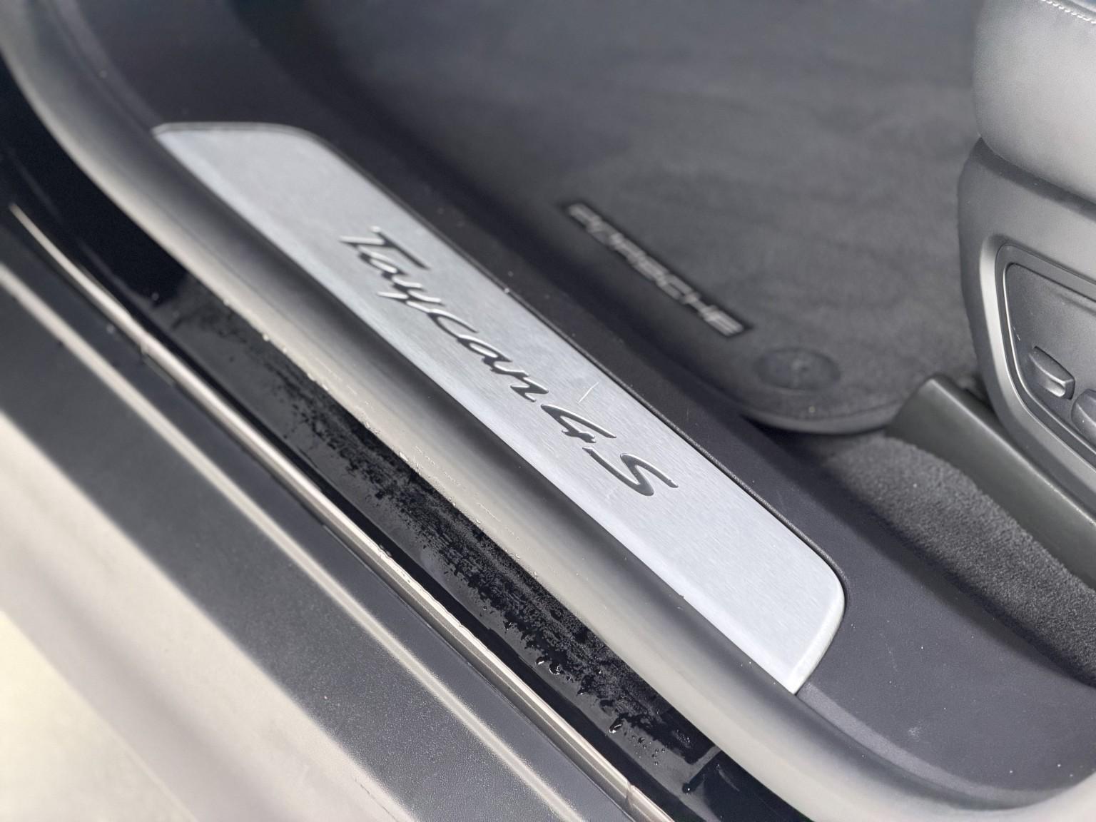 Porsche Taycan view 56