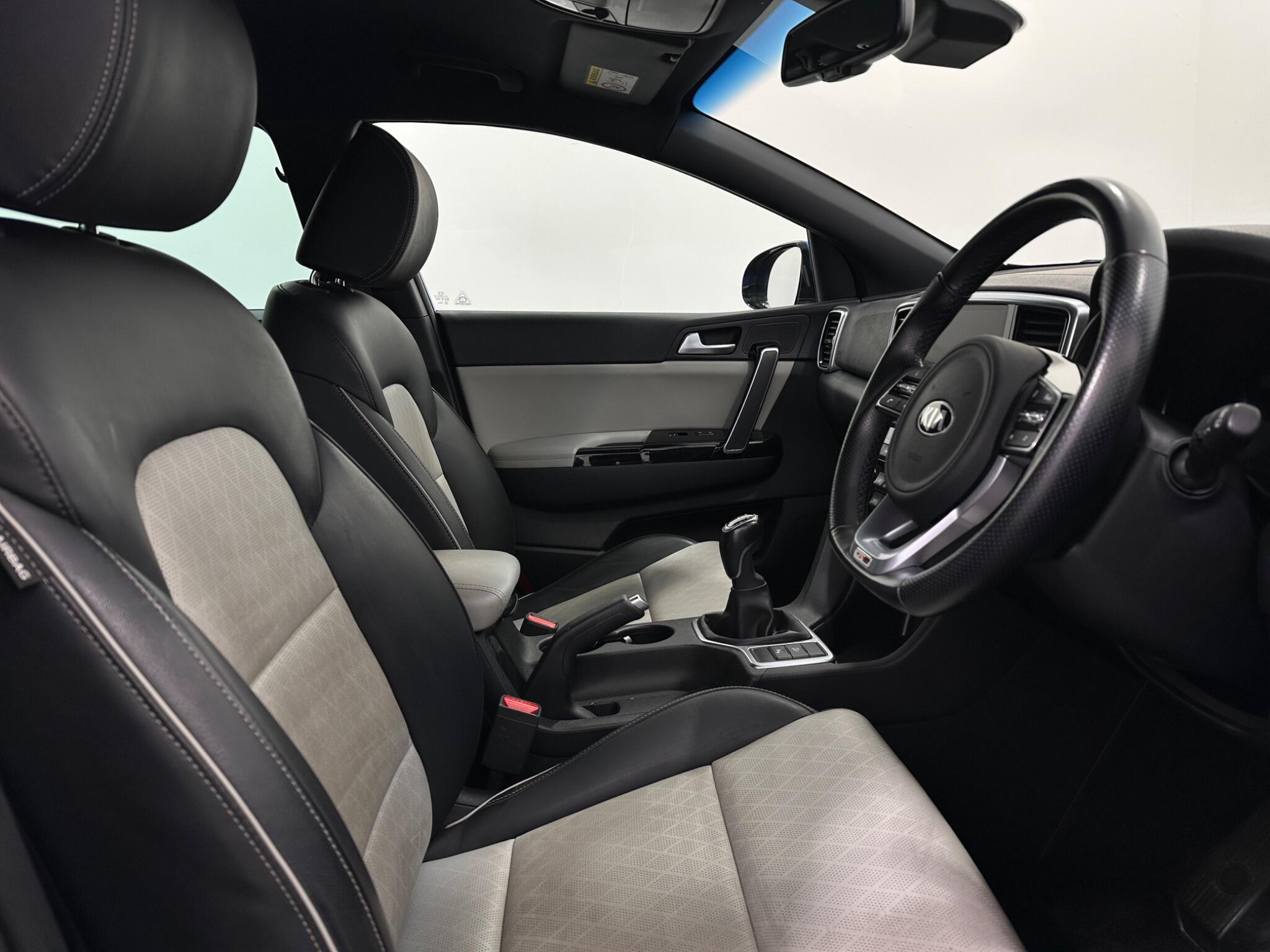 Kia Sportage view 32