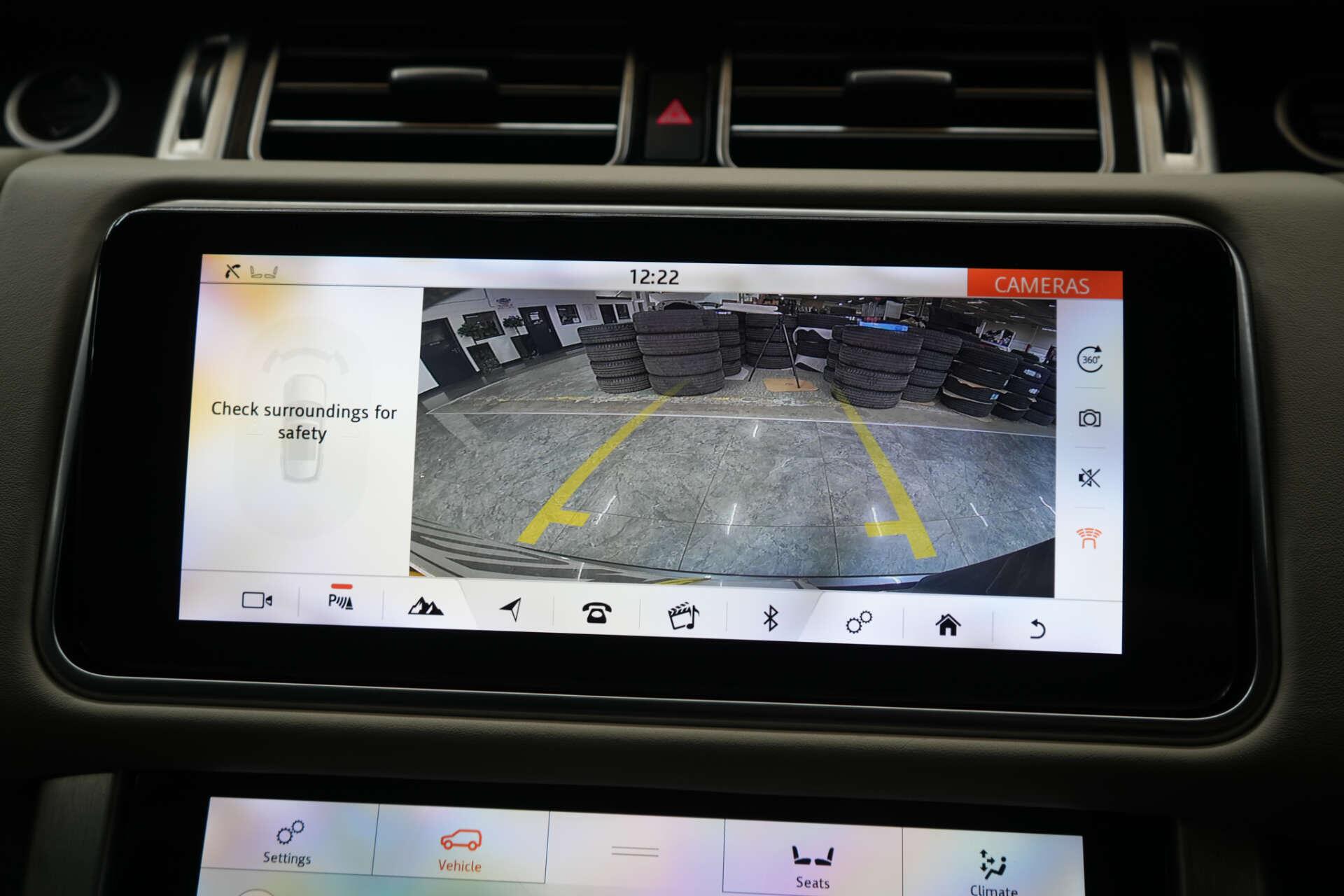 Land Rover Range Rover view 36