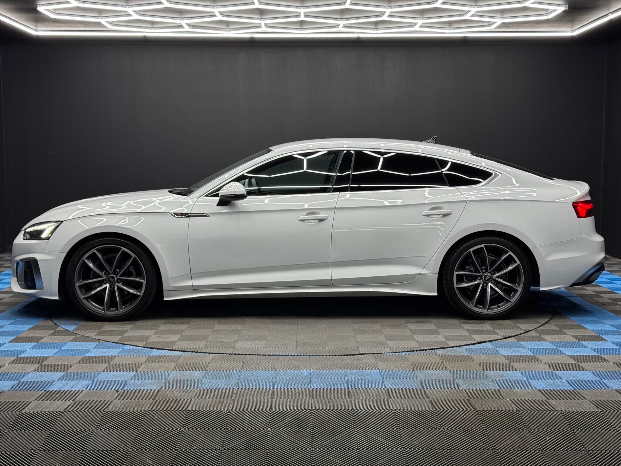Audi A5 view 8