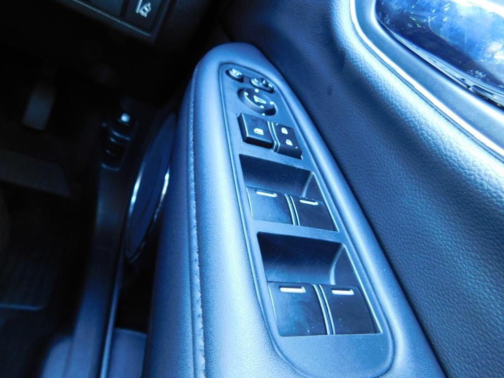 HR-V