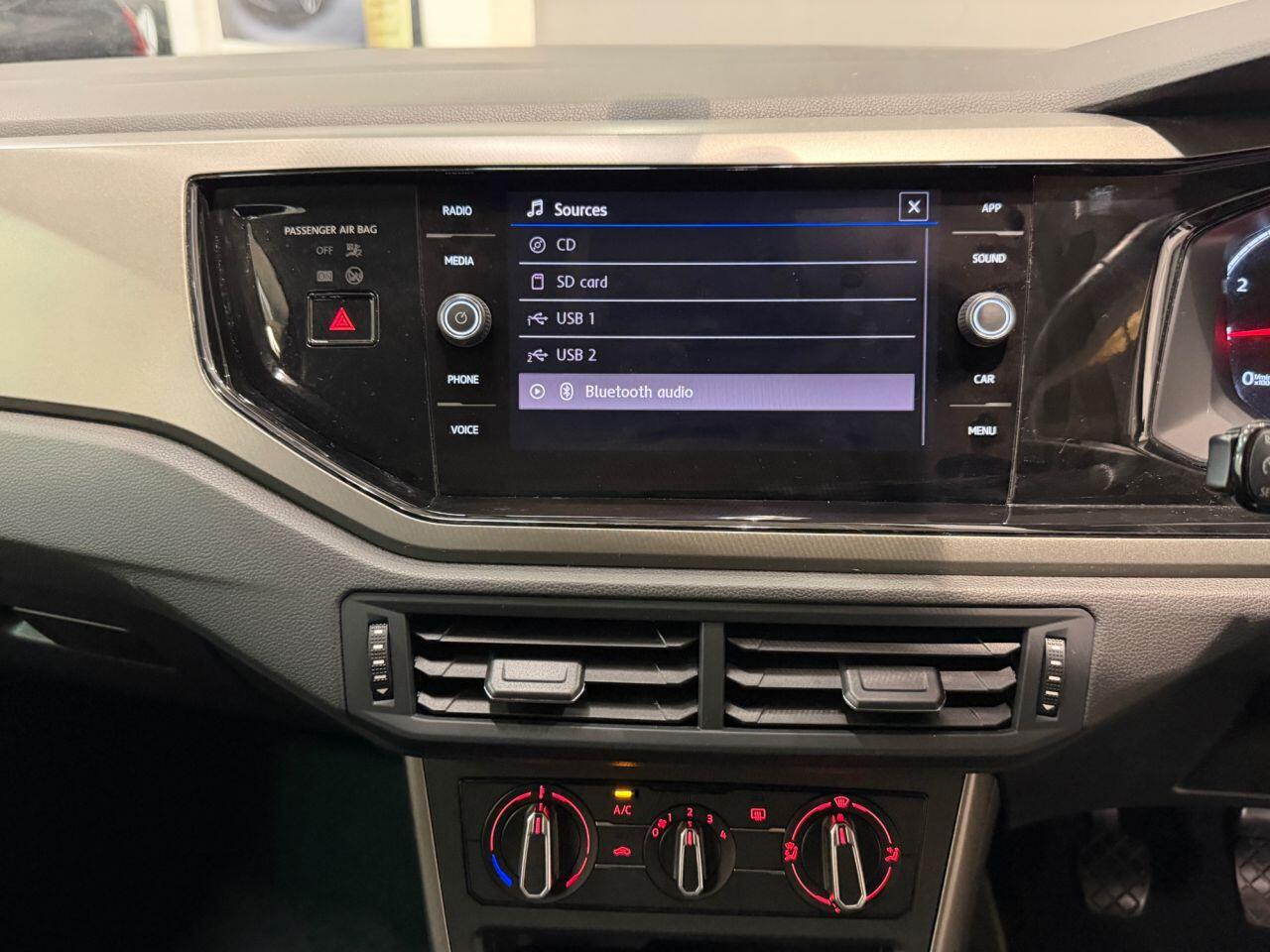 Volkswagen Polo view 14