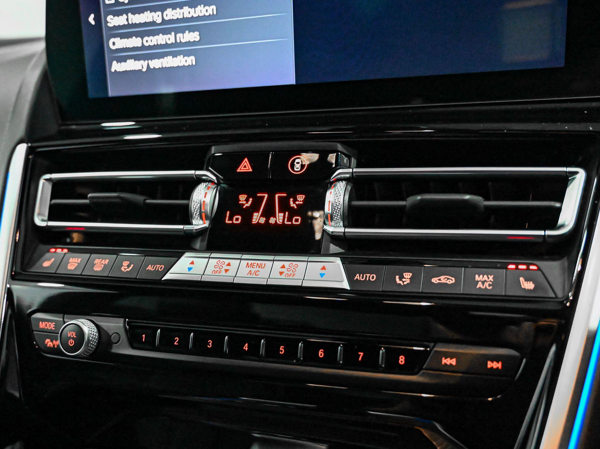 BMW 8 Series view 14