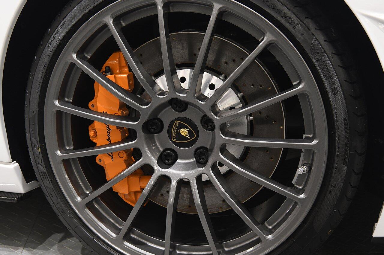 Lamborghini Gallardo view 47